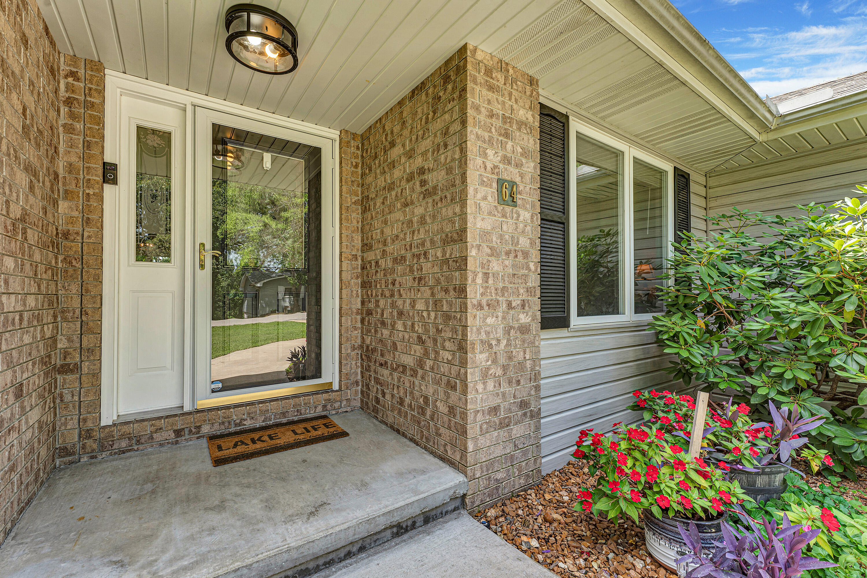 64 Northwoods Drive Property Photo 42