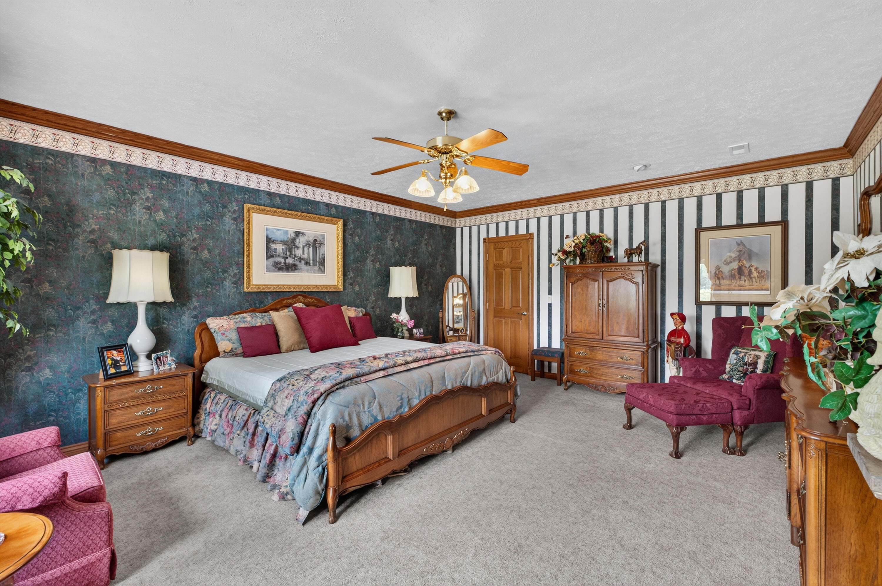 1568 Glossip Avenue Property Photo 18