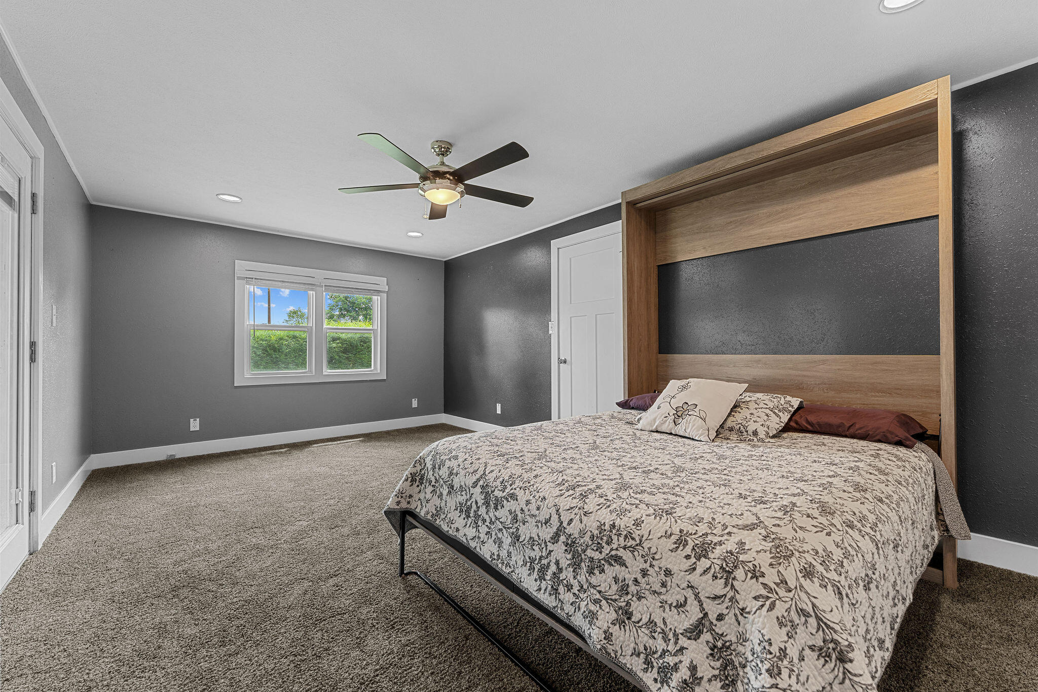 22059 Knob Hill Lane Property Photo 22