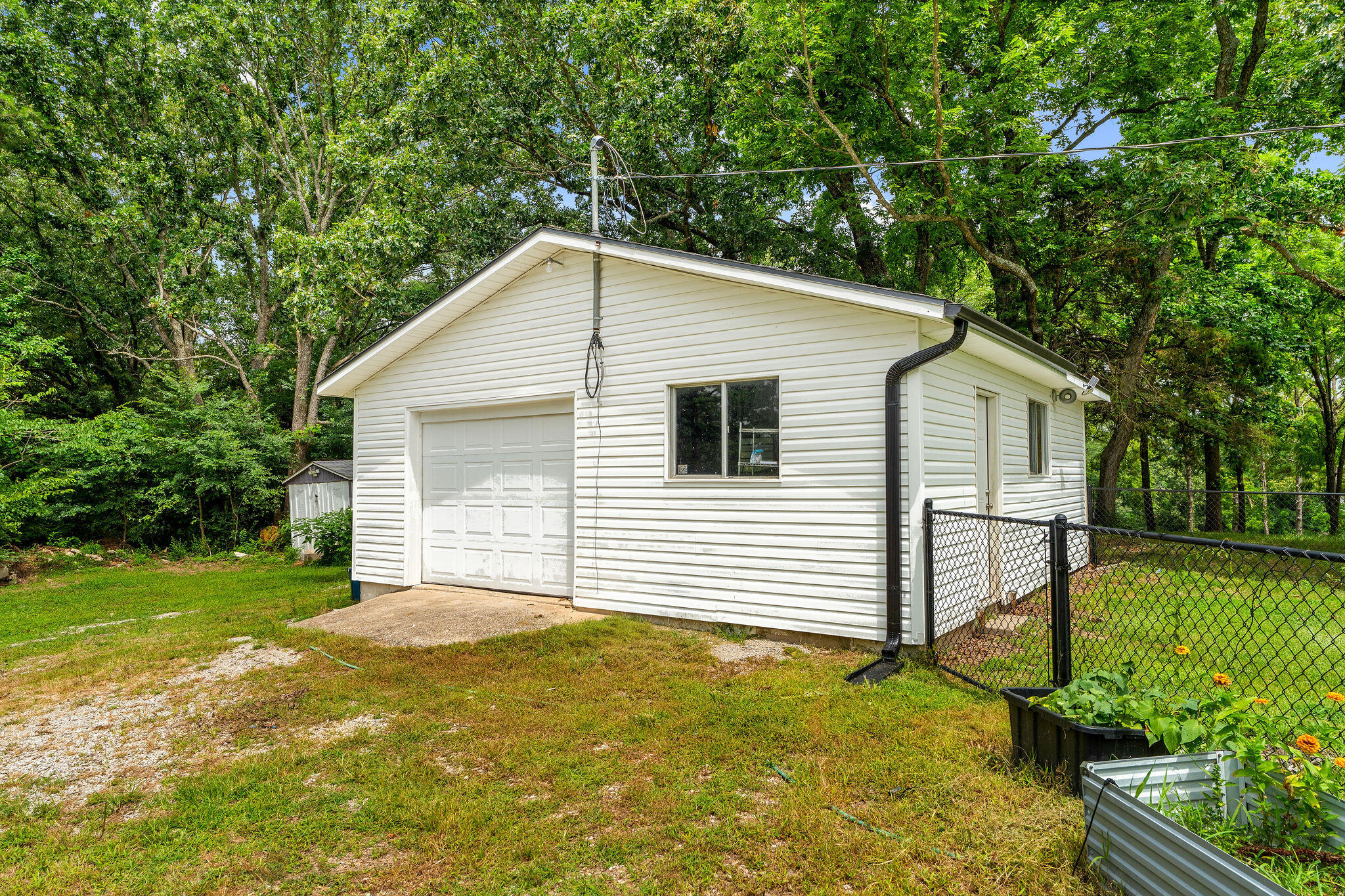 22059 Knob Hill Lane Property Photo 47