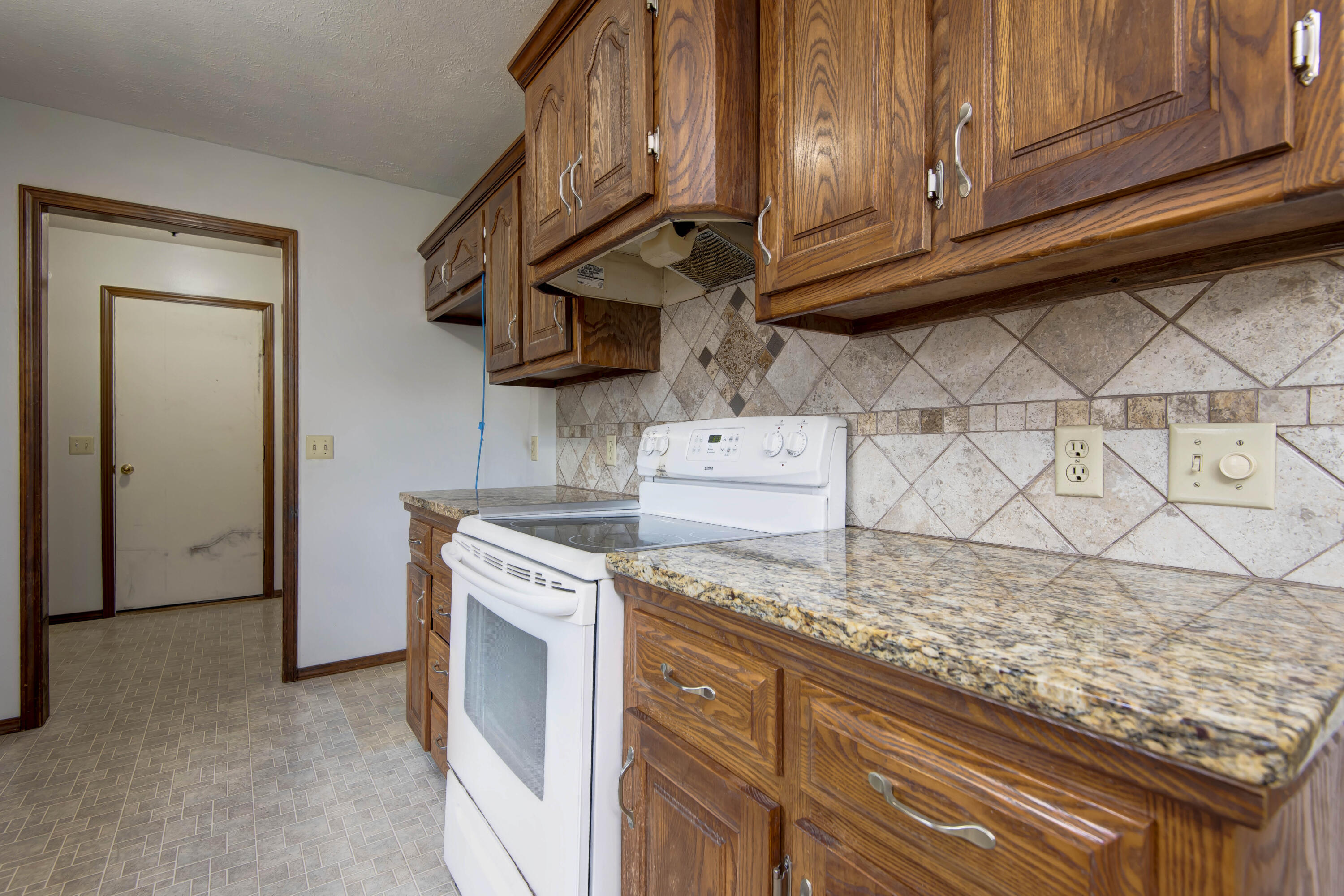 1428 West Whiteside Street Property Photo 6