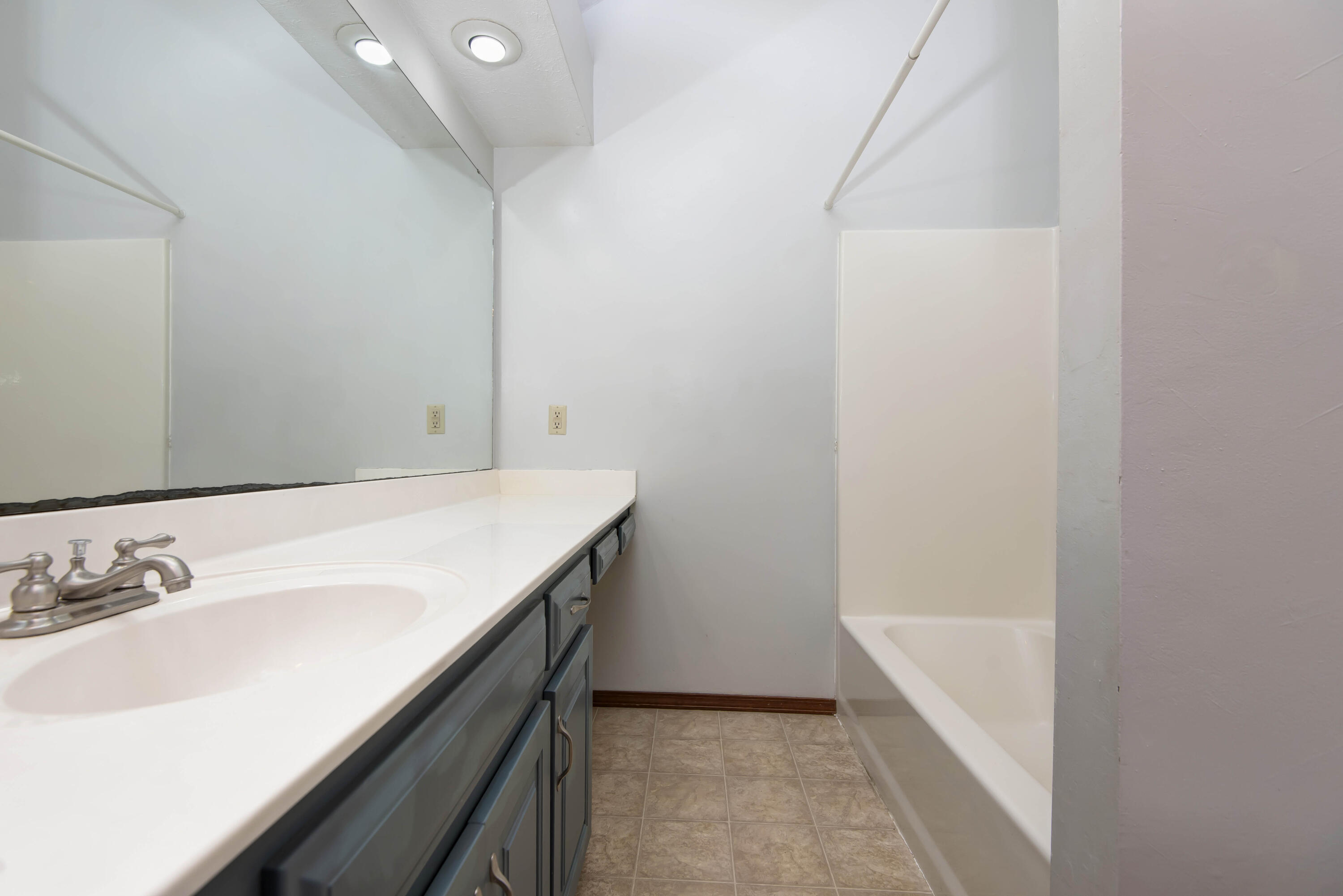 1428 West Whiteside Street Property Photo 13