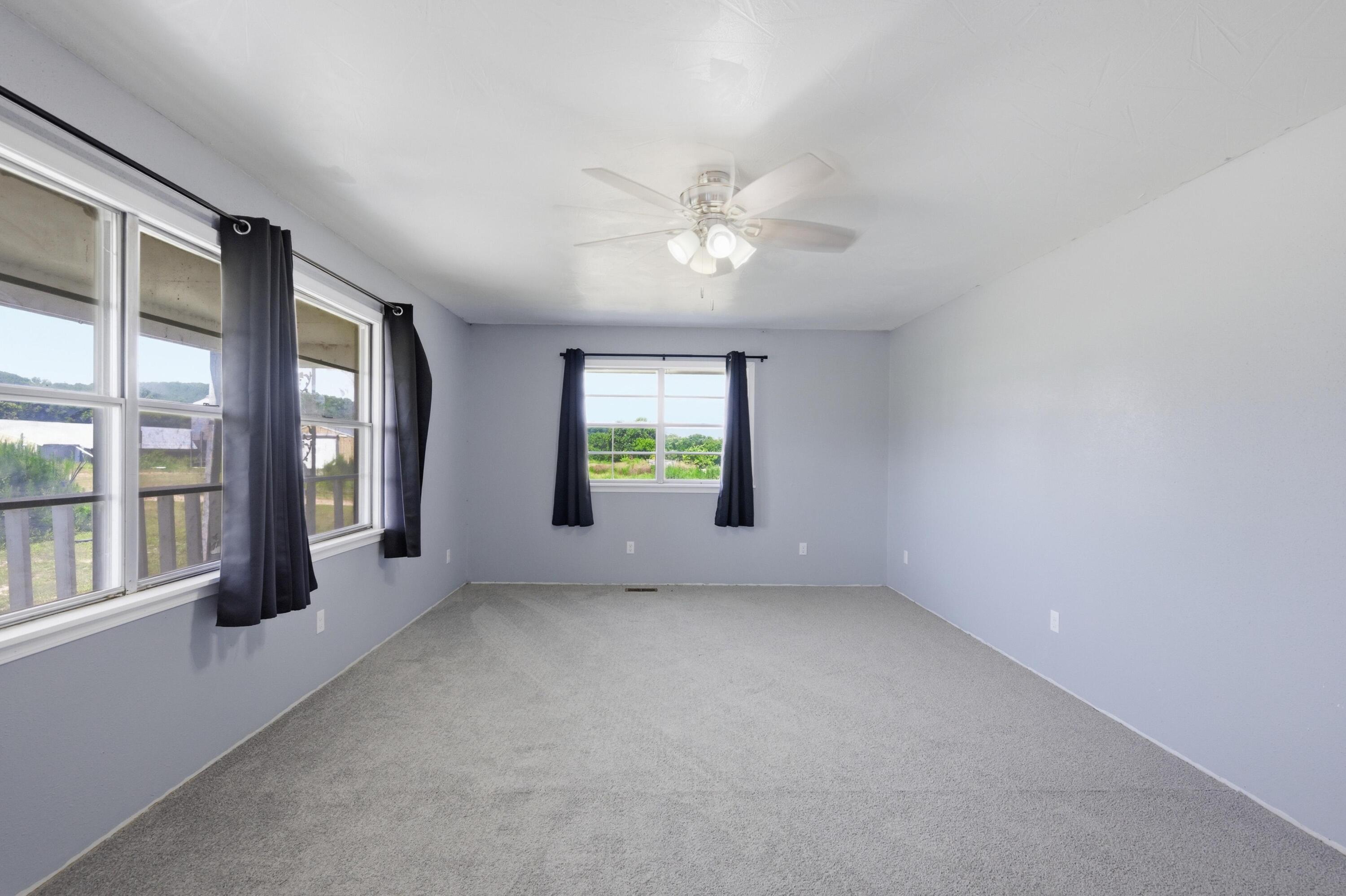 924 Weibert Road Property Photo 6