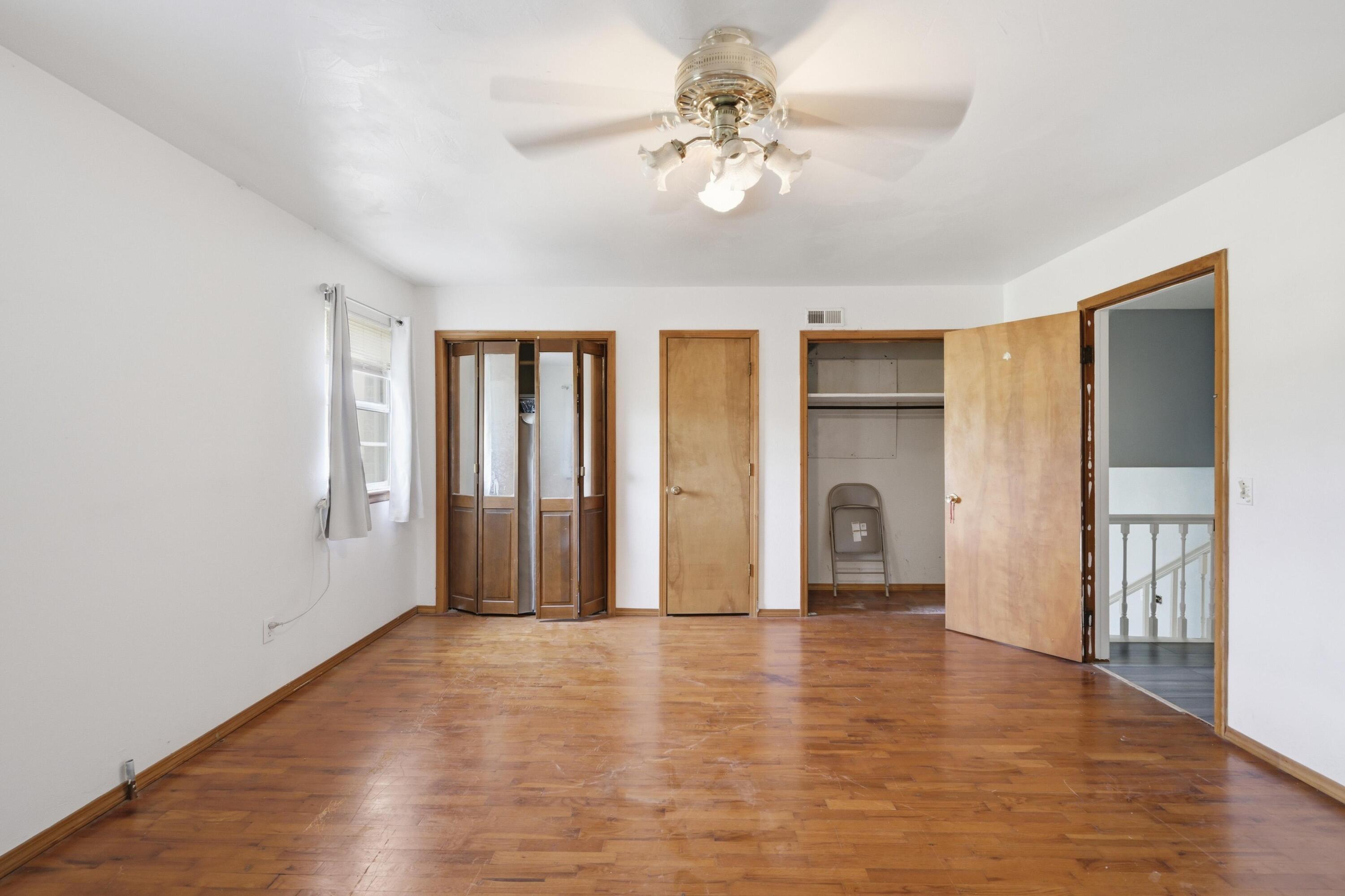 924 Weibert Road Property Photo 16