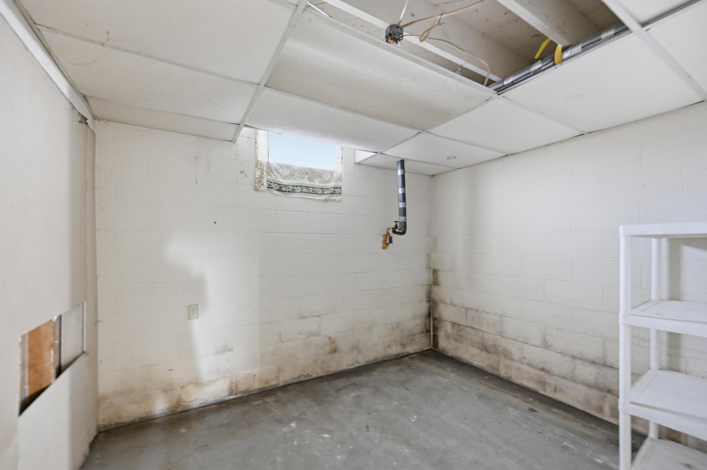 924 Weibert Road Property Photo 34