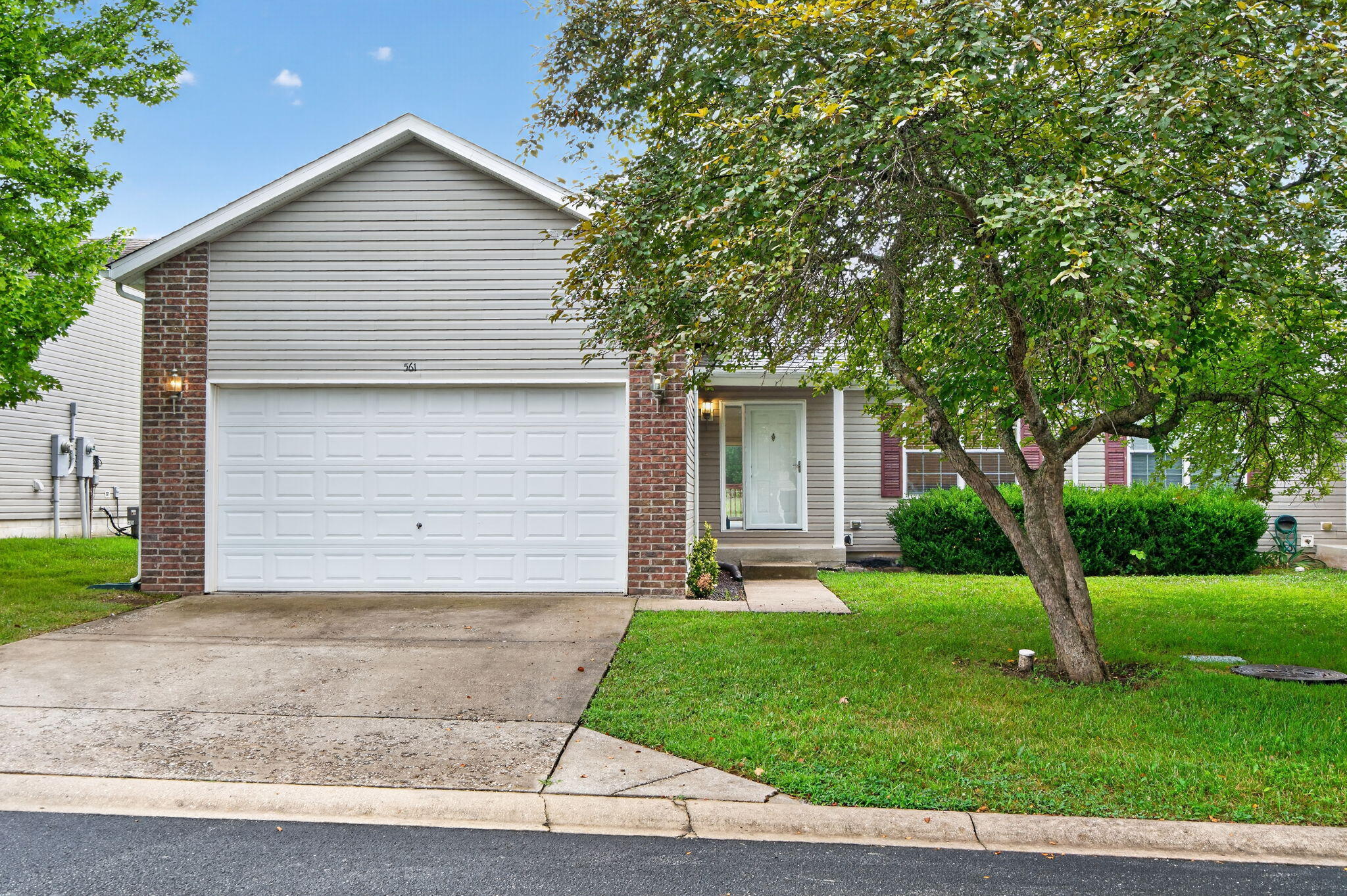 561 Van Buren Road Property Photo 1
