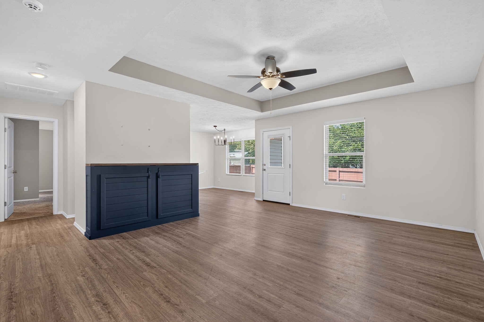 505 South Forest Lane Property Photo 6