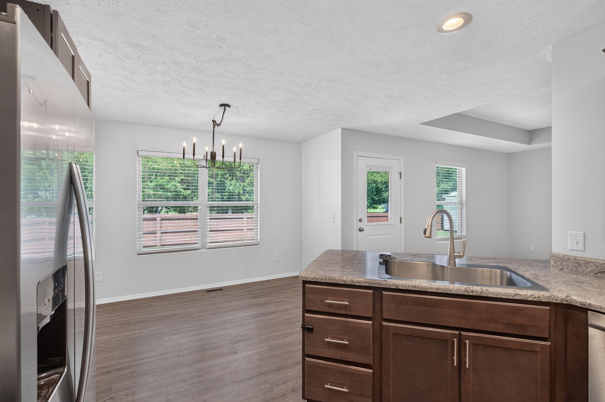 505 South Forest Lane Property Photo 14