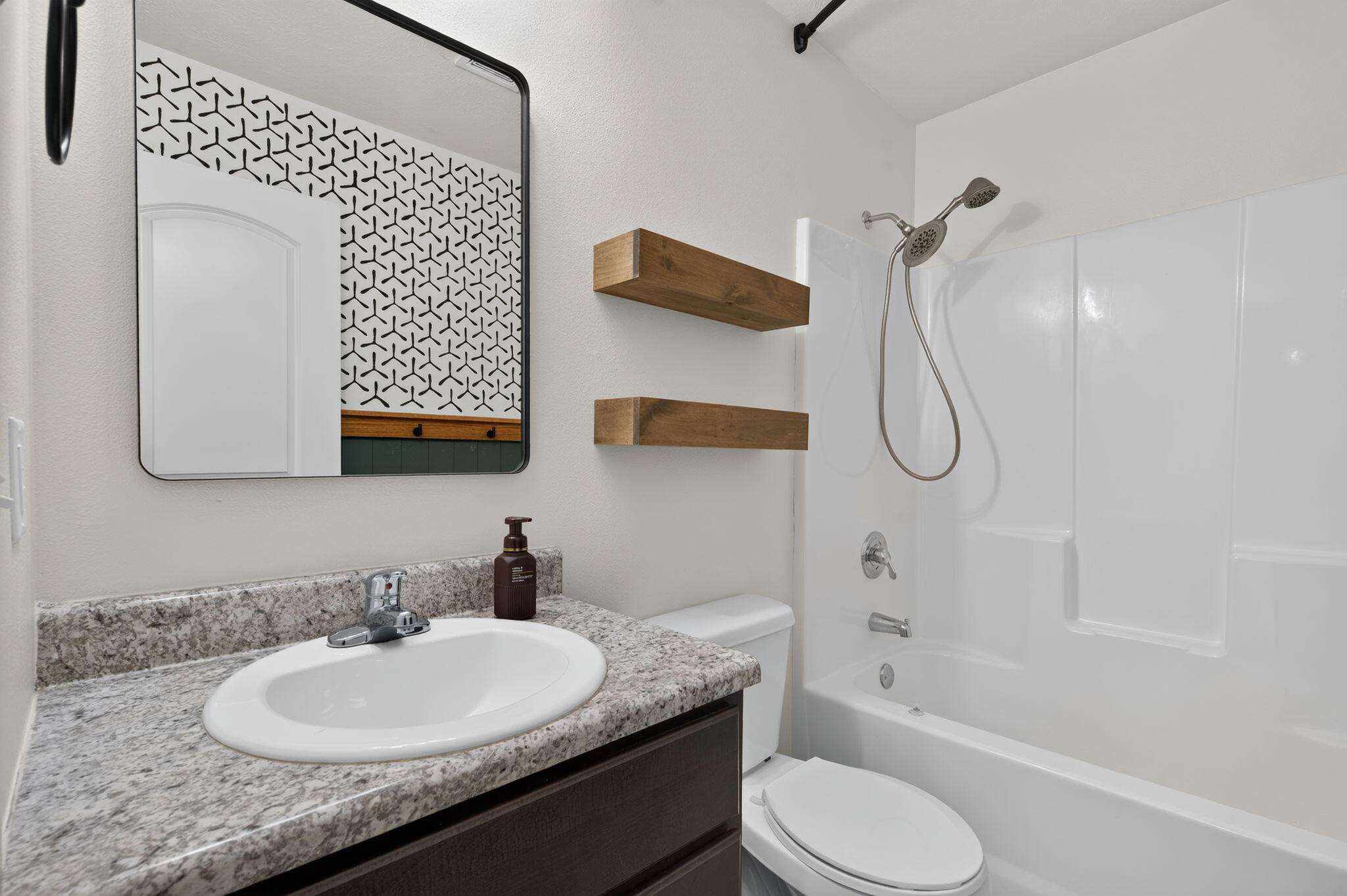 505 South Forest Lane Property Photo 25