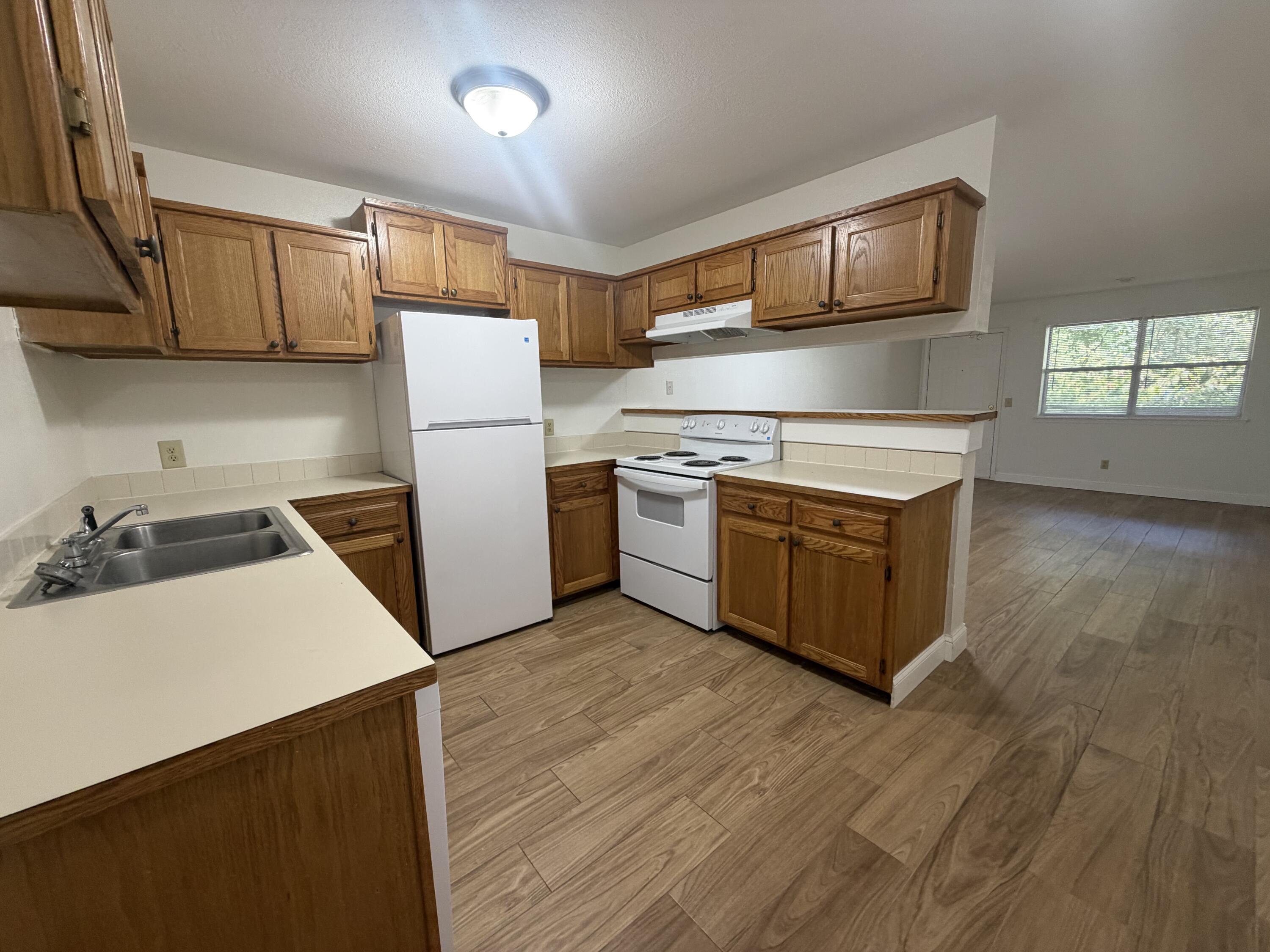 428 Kays Lane 1d Property Photo 2