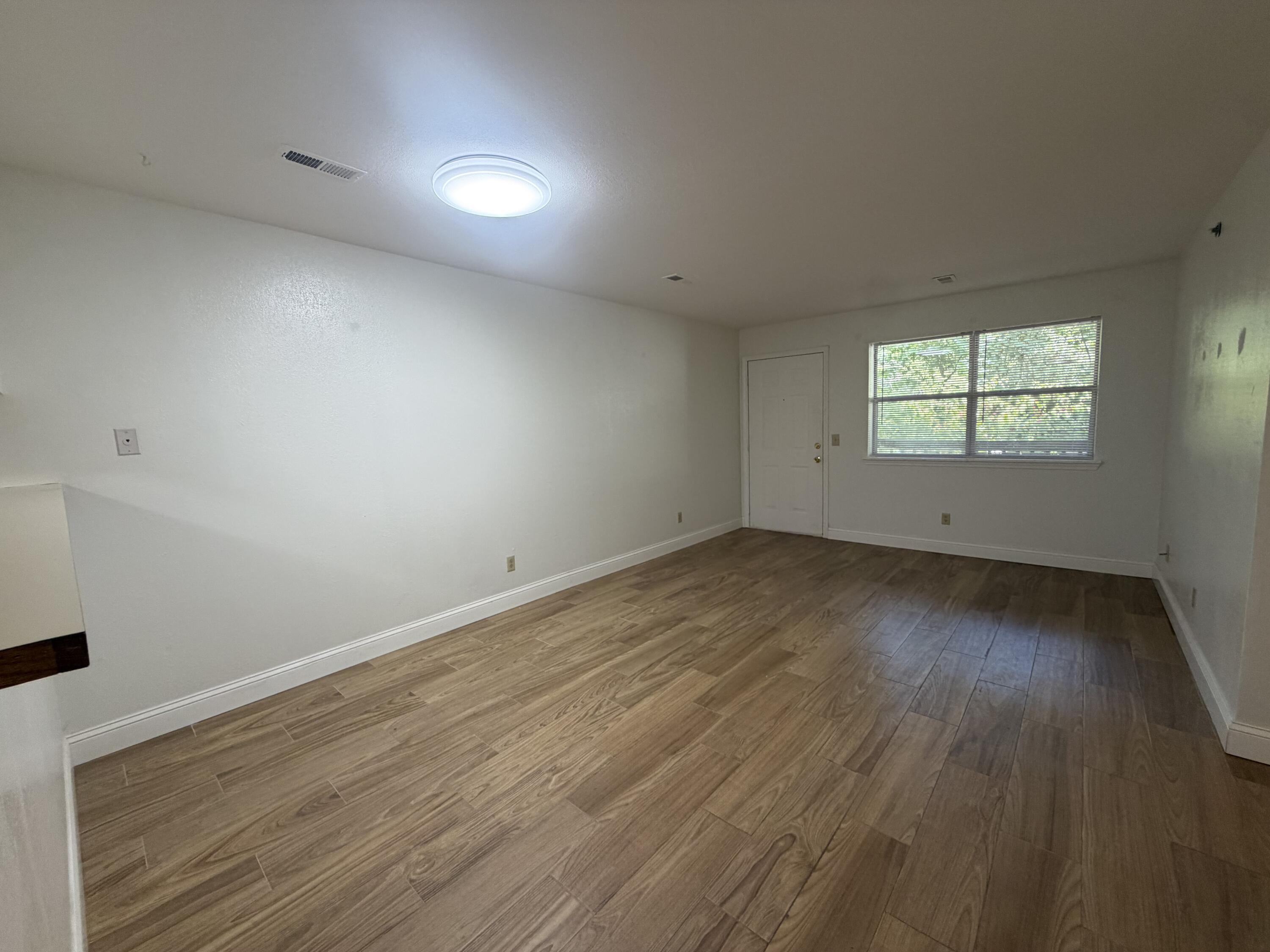428 Kays Lane 1d Property Photo 6