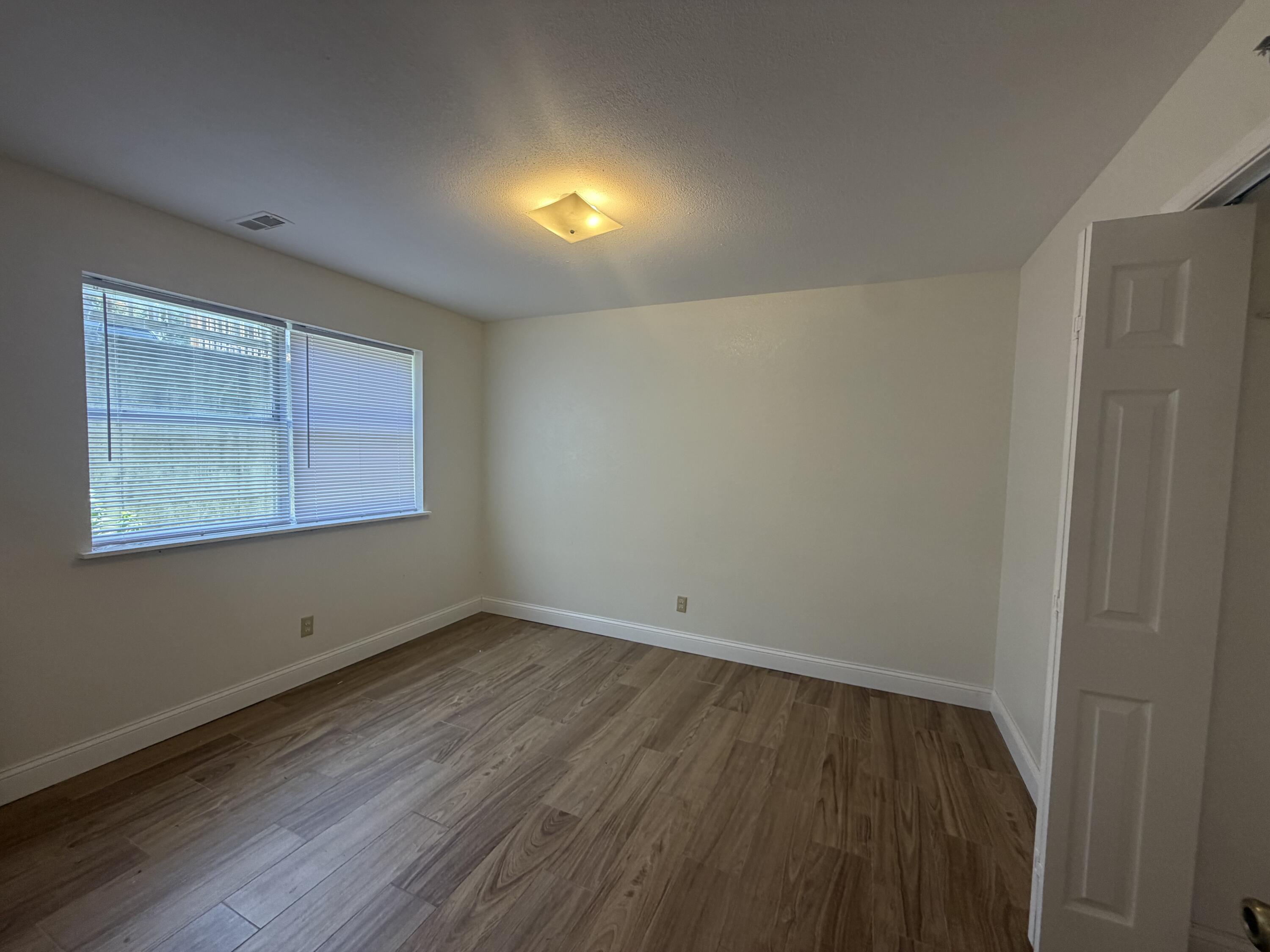 428 Kays Lane 1d Property Photo 9