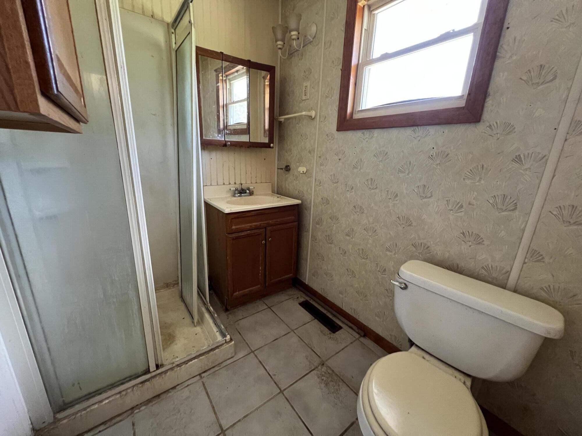 2249 North Clifton Avenue Property Photo 10
