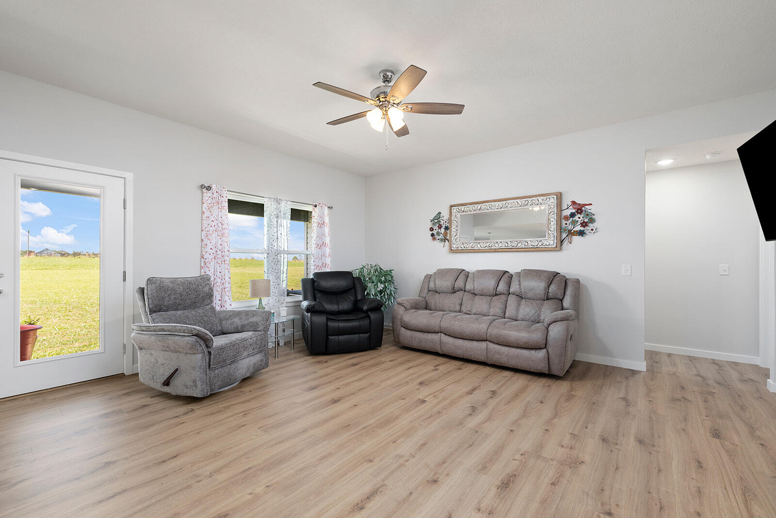 345 Division Street Property Photo 9