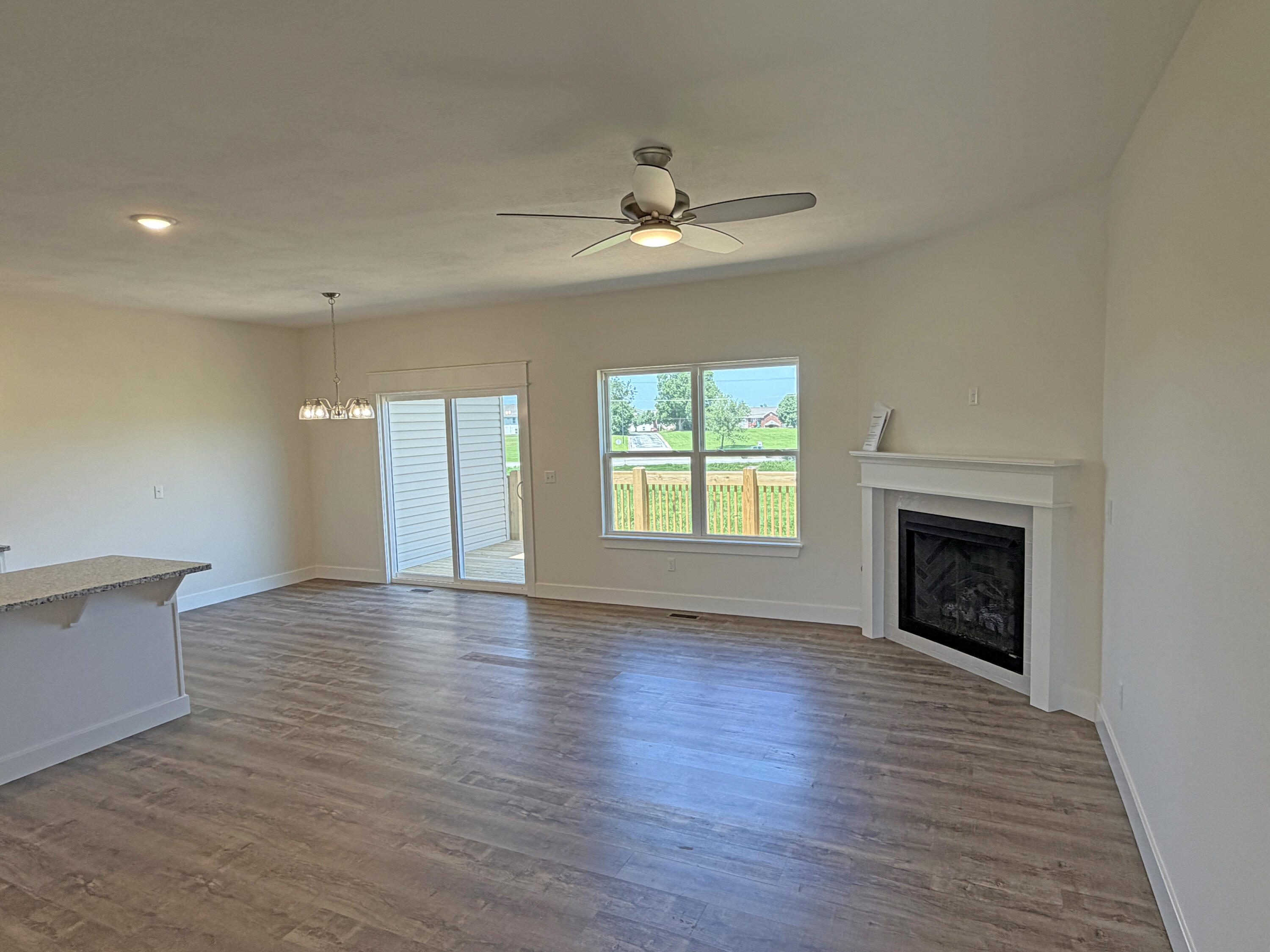 1293 North Maxine Avenue Property Photo 2