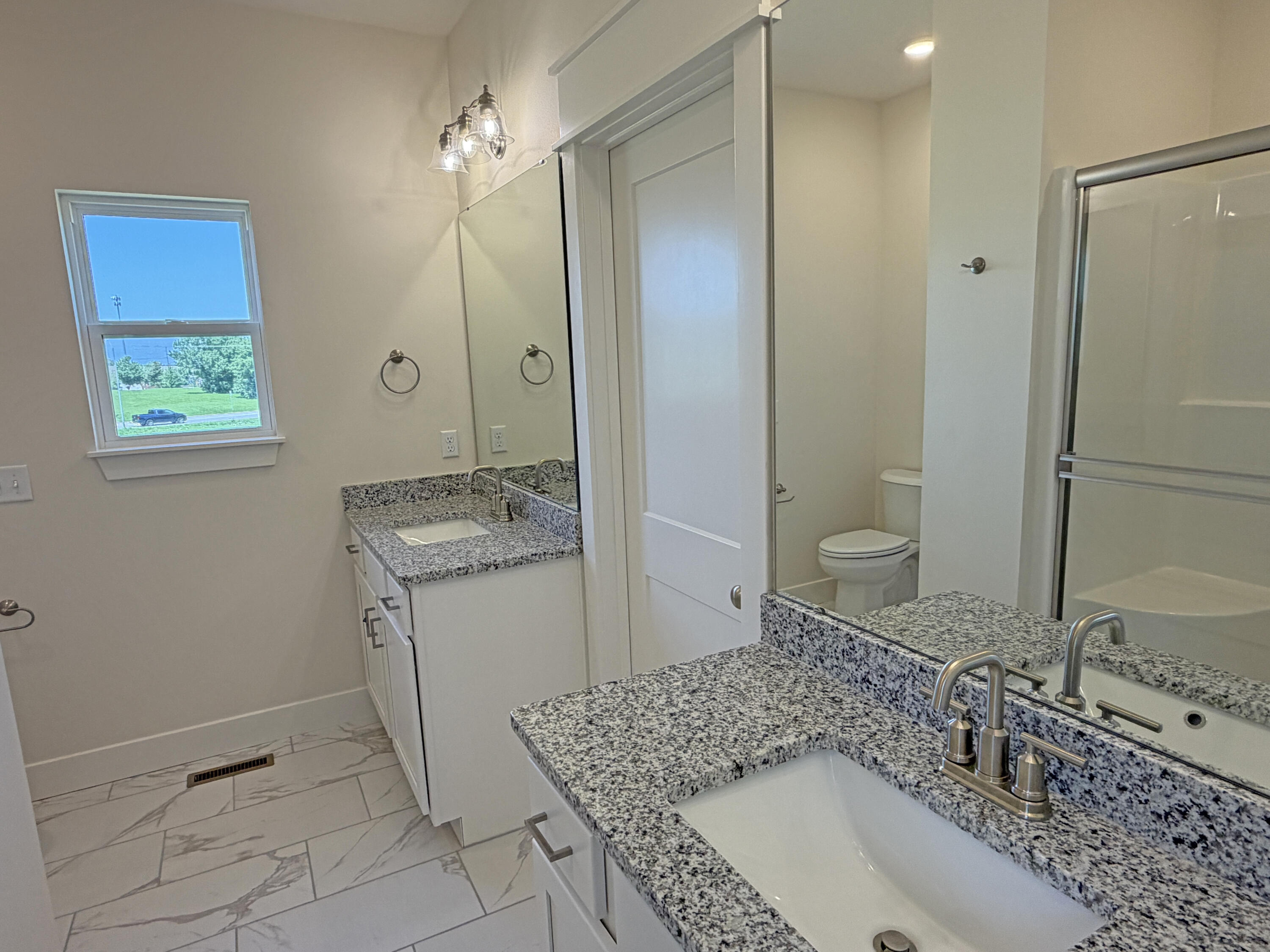 1293 North Maxine Avenue Property Photo 12