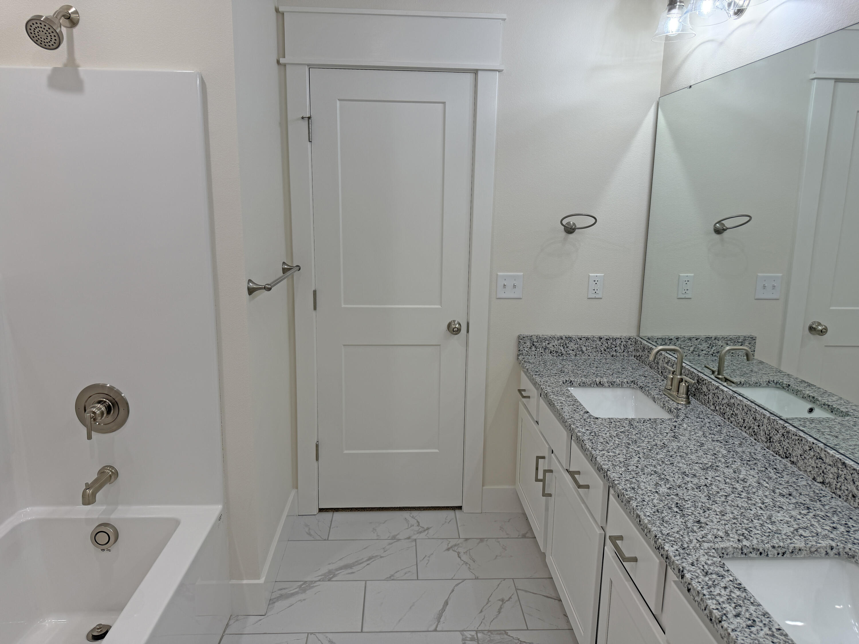 1293 North Maxine Avenue Property Photo 25