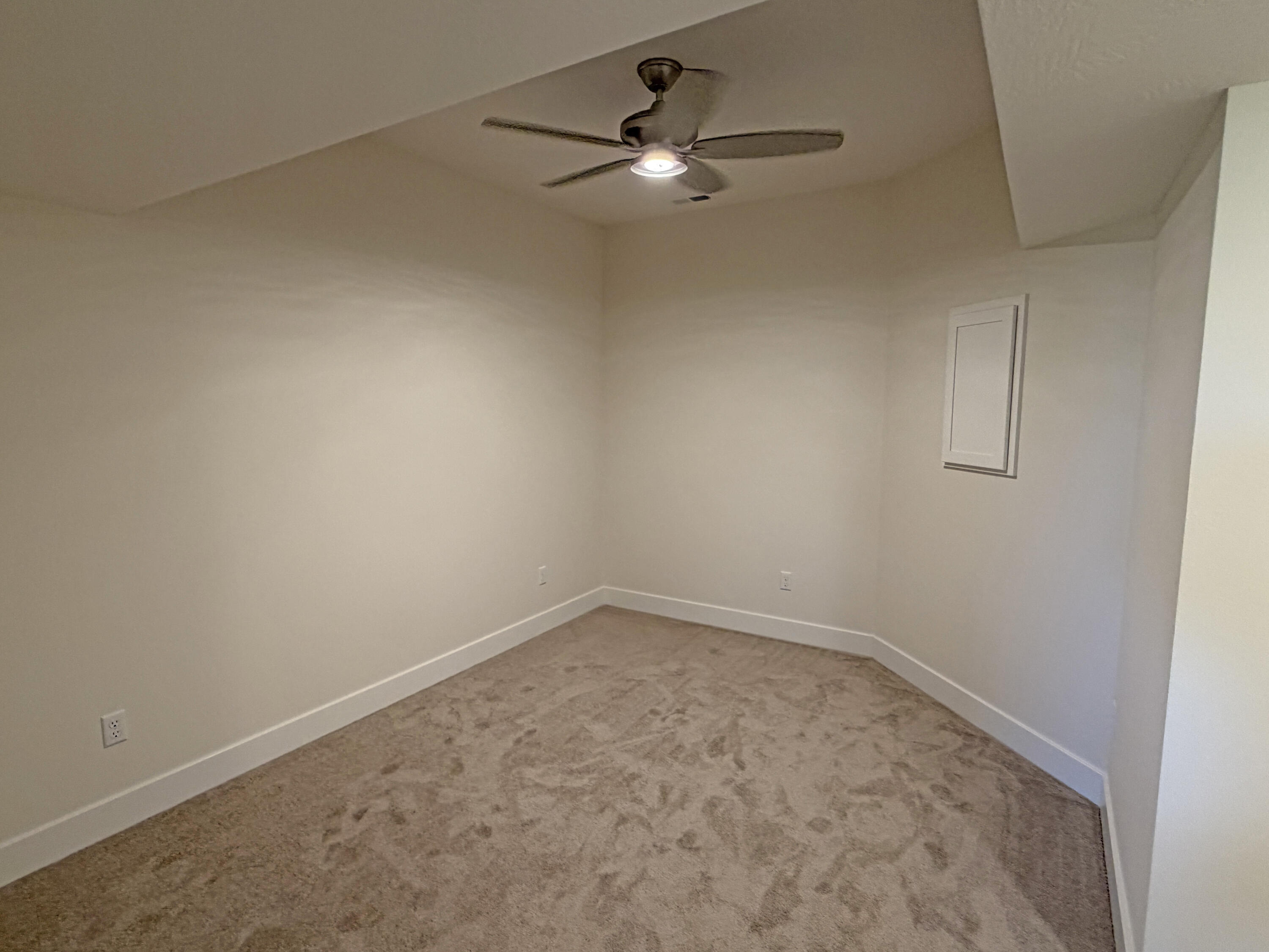 1293 North Maxine Avenue Property Photo 28
