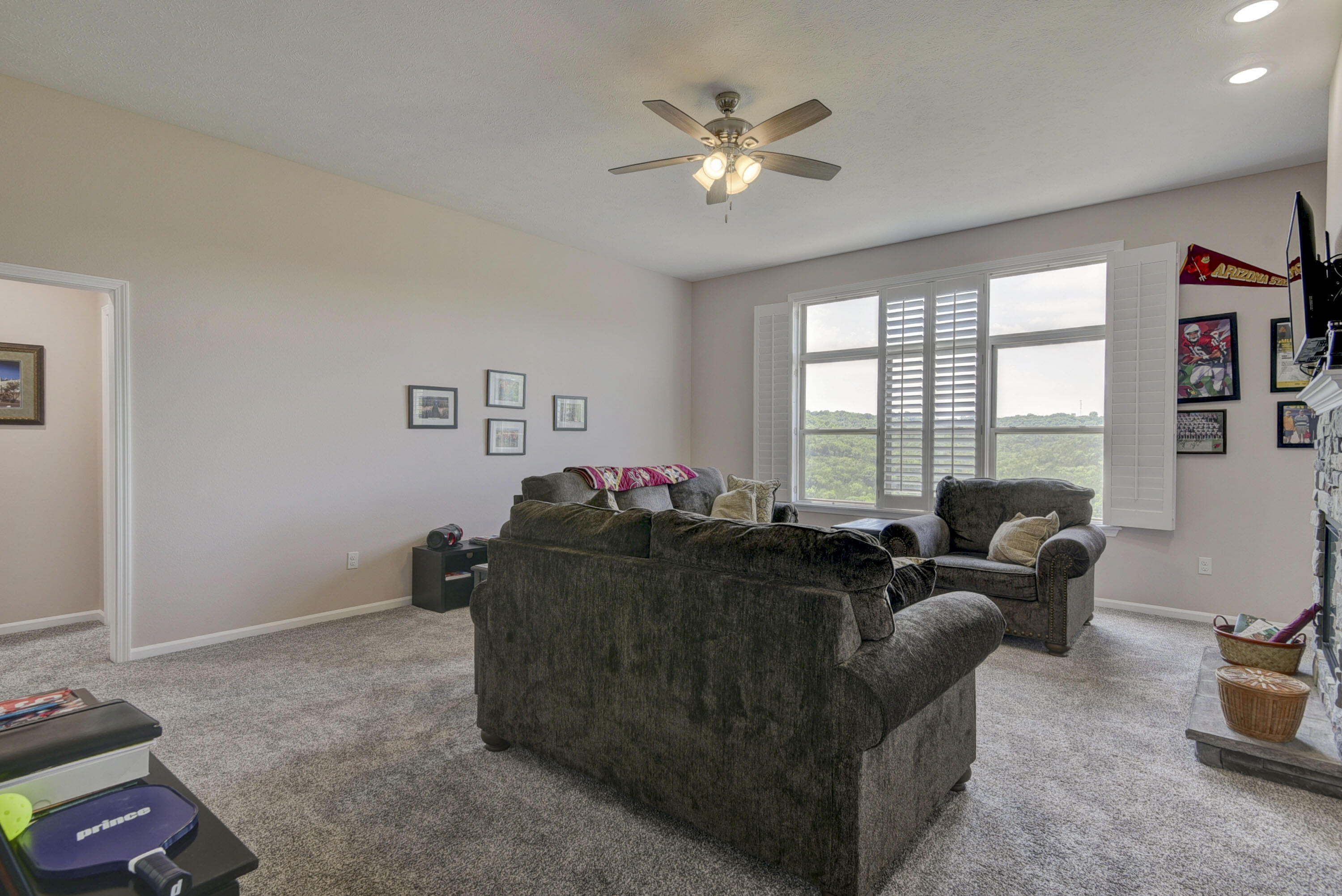 880 Black Forest Lane Property Photo 7
