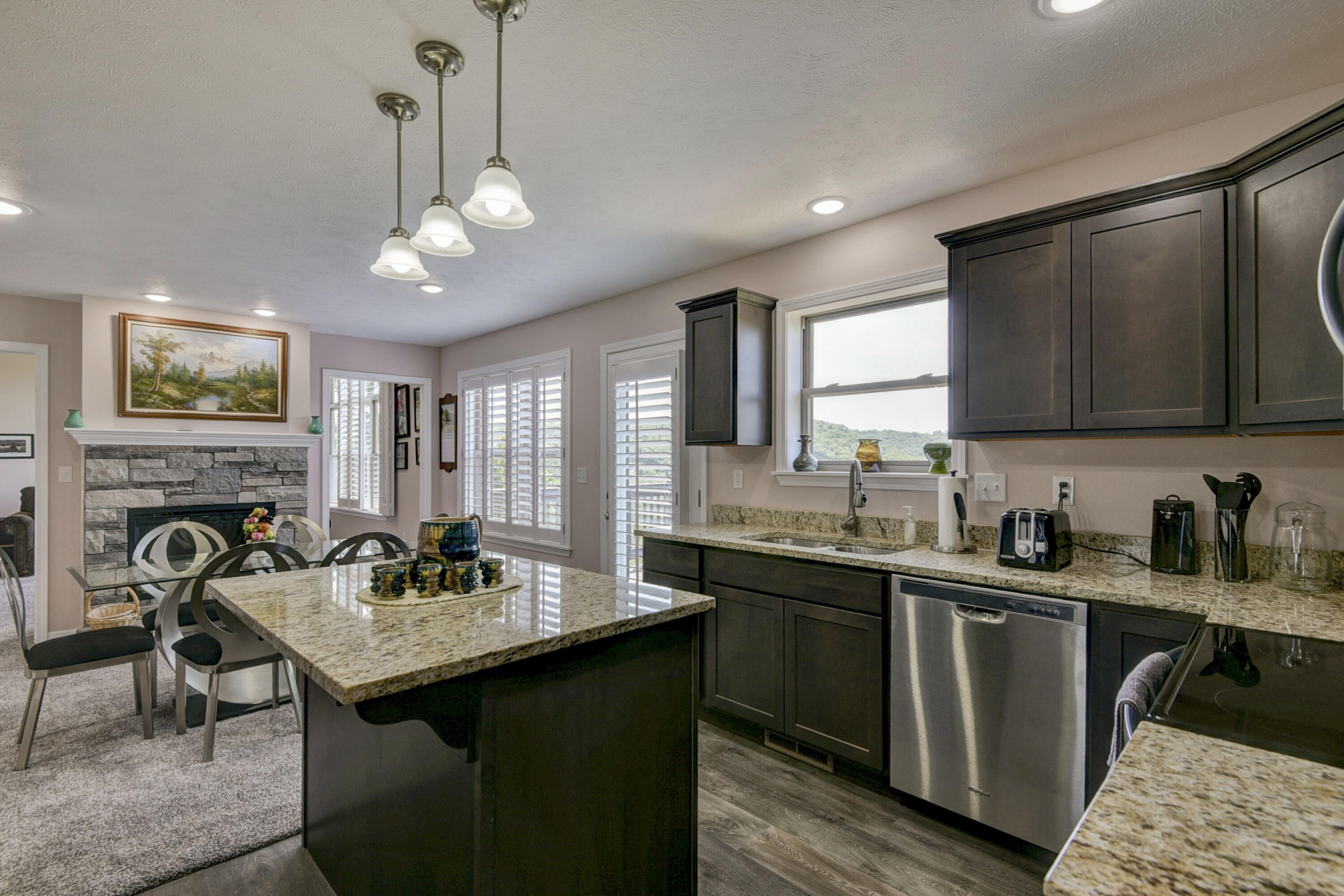 880 Black Forest Lane Property Photo 16