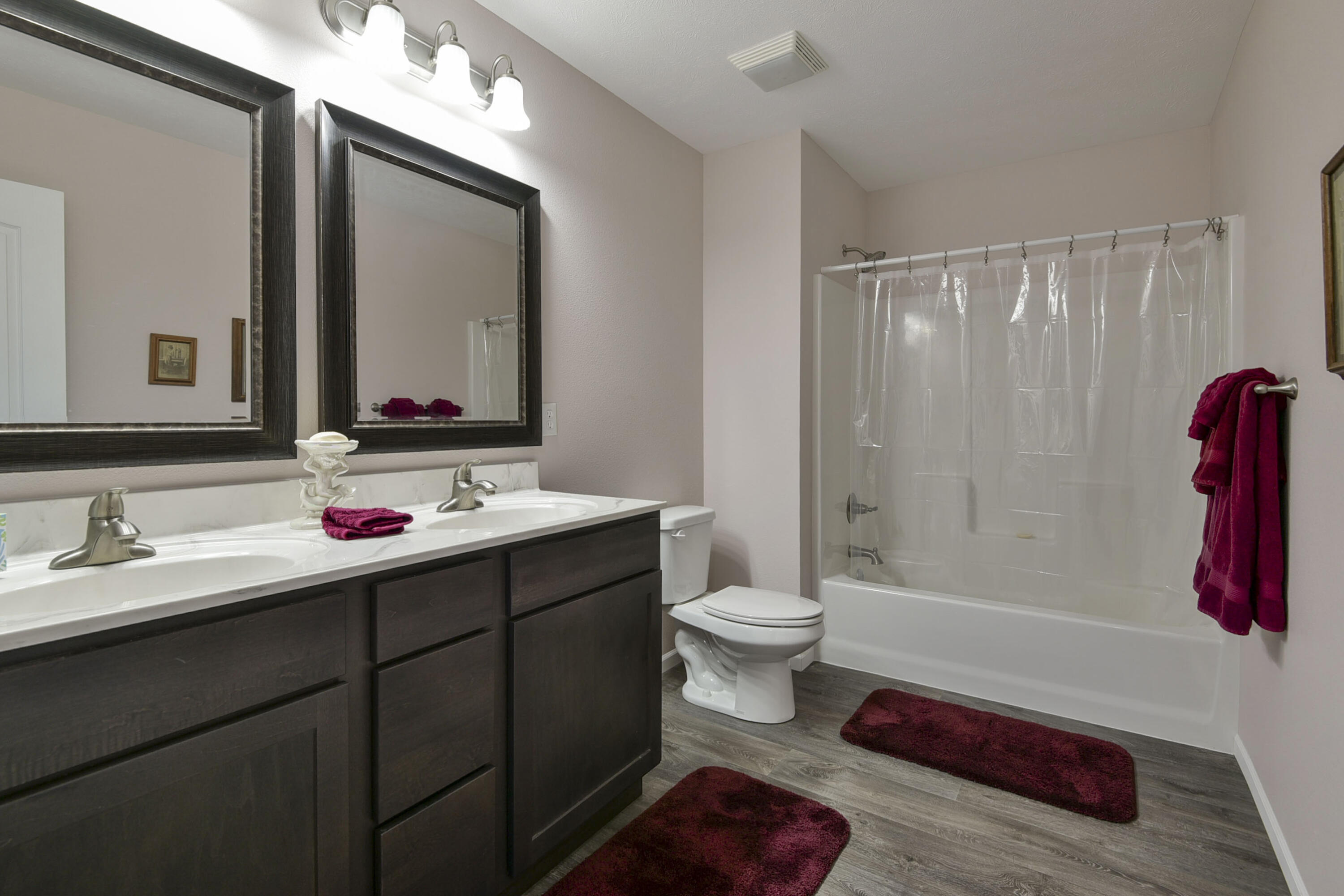 880 Black Forest Lane Property Photo 29