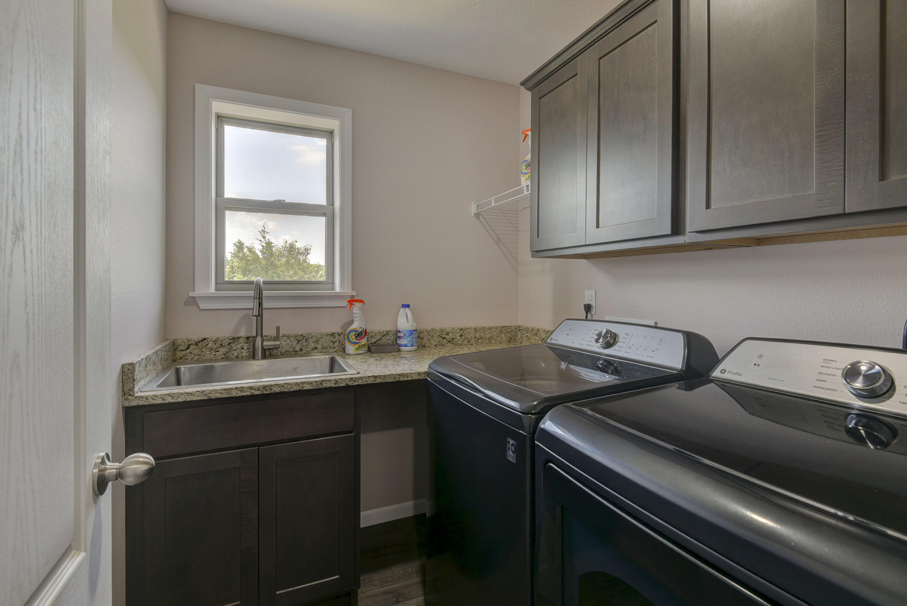 880 Black Forest Lane Property Photo 30