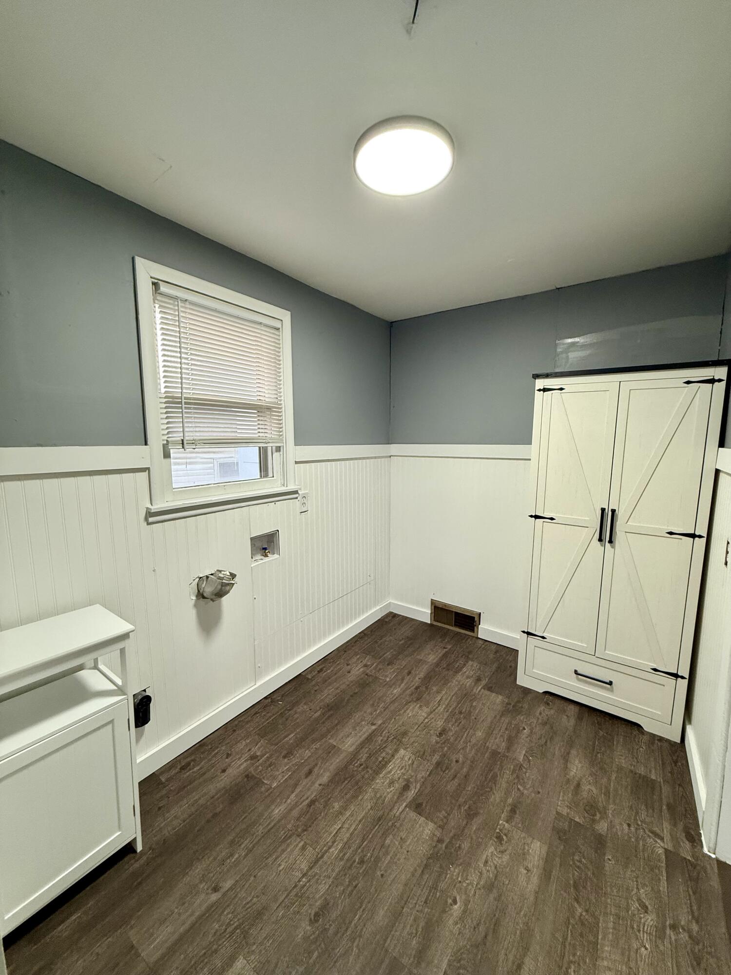 611 8th Street Property Photo 7