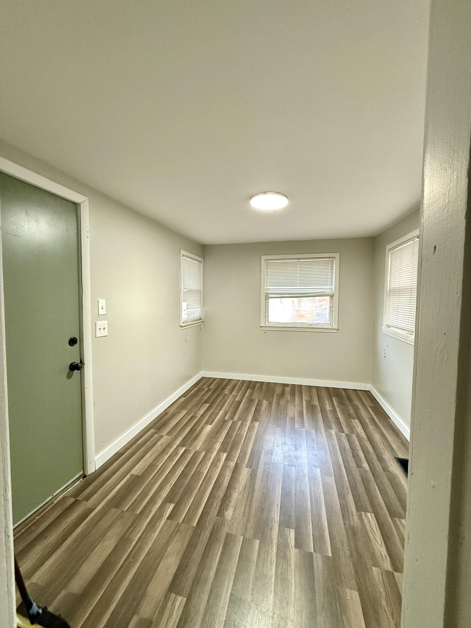 611 8th Street Property Photo 10