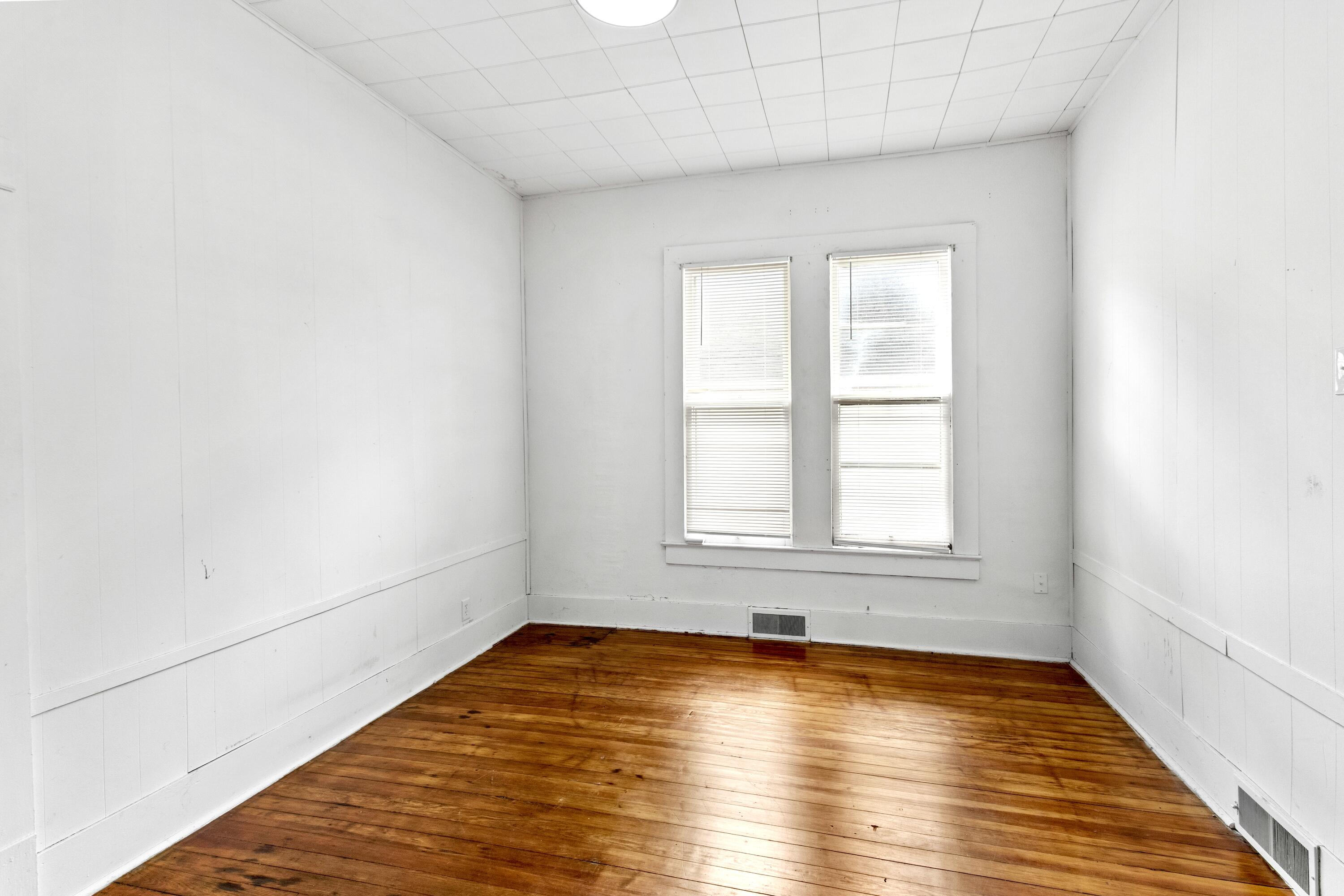 611 8th Street Property Photo 10