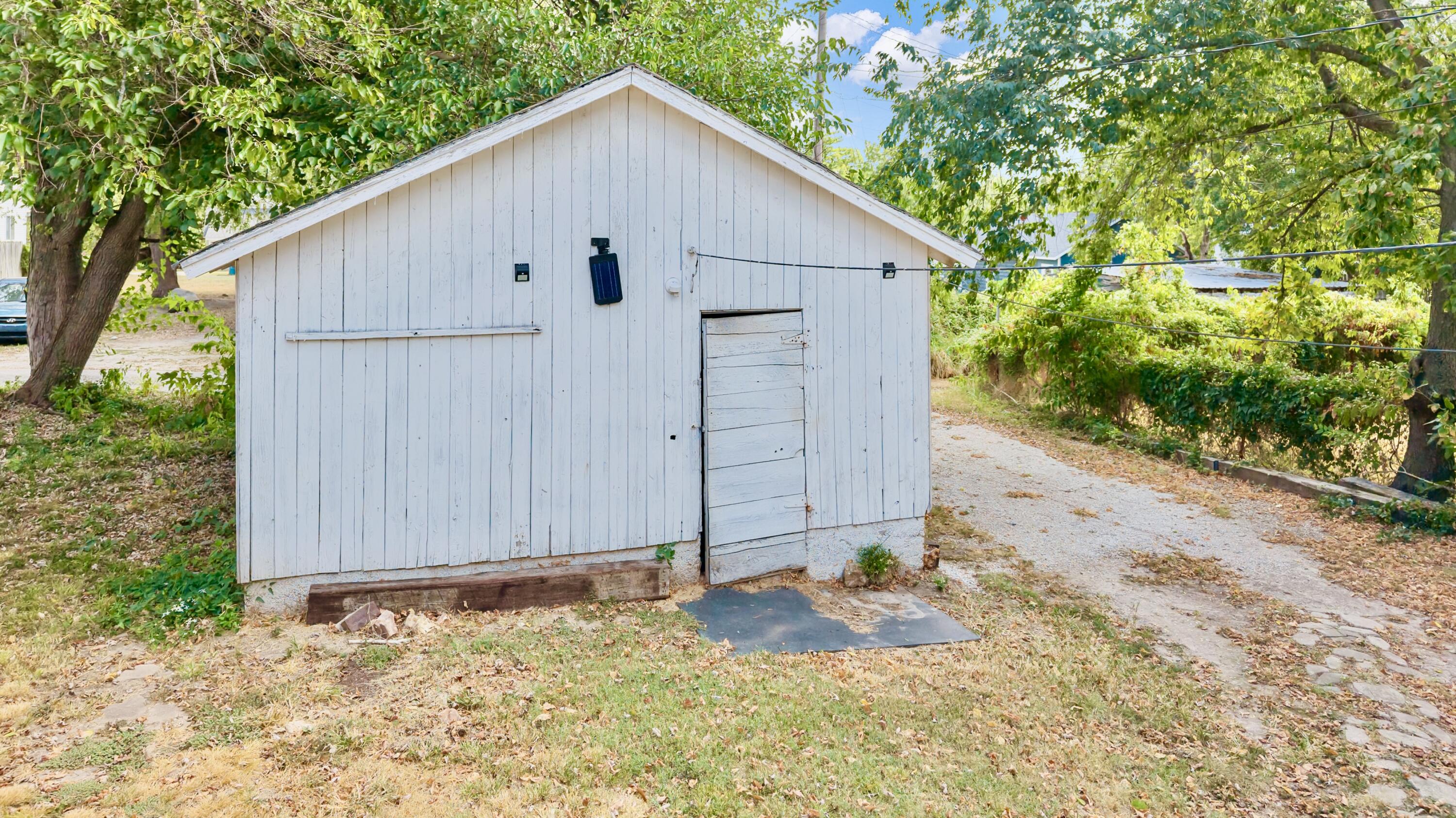 611 8th Street Property Photo 14