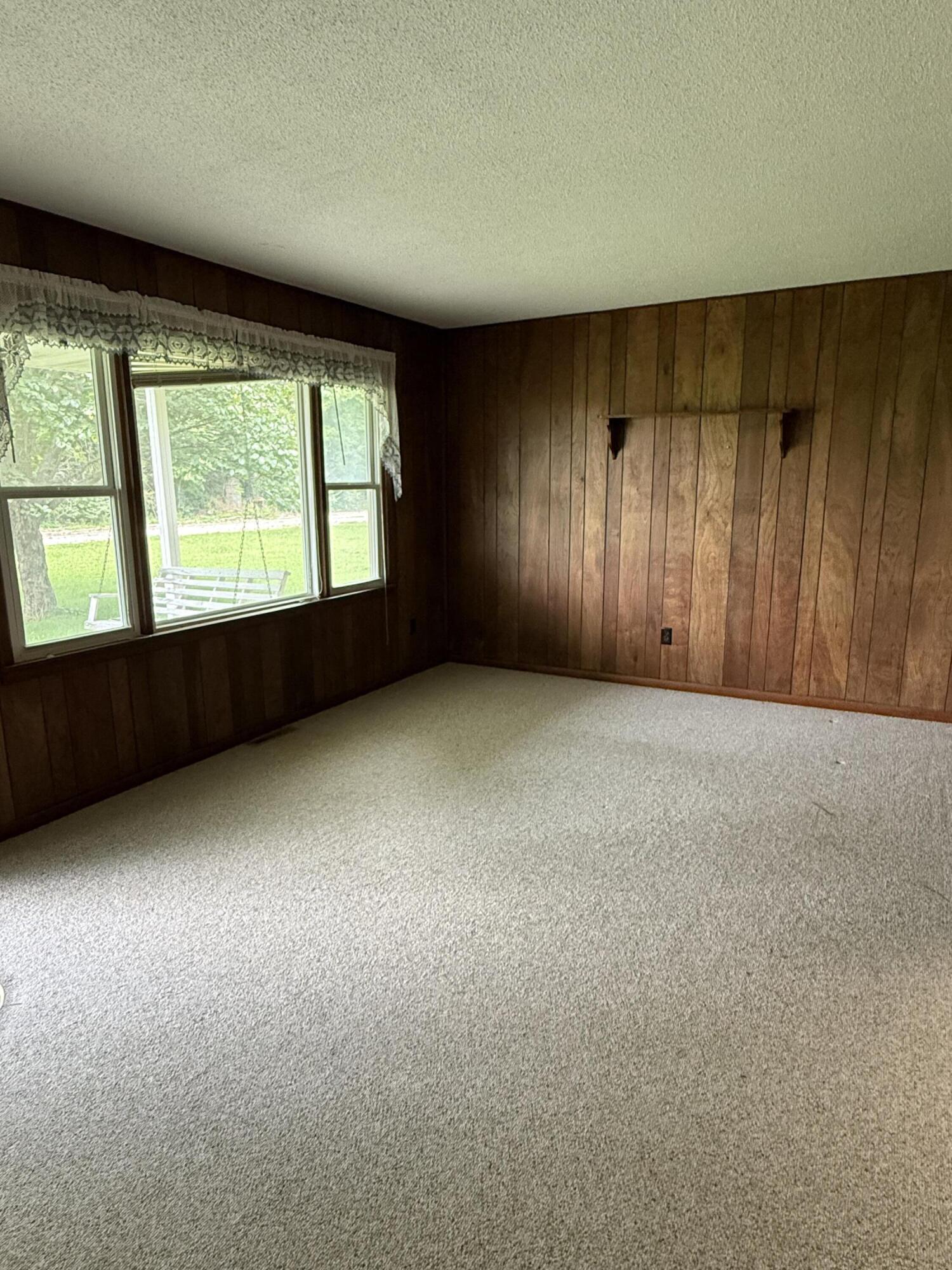12376 Biram Drive Property Photo 6
