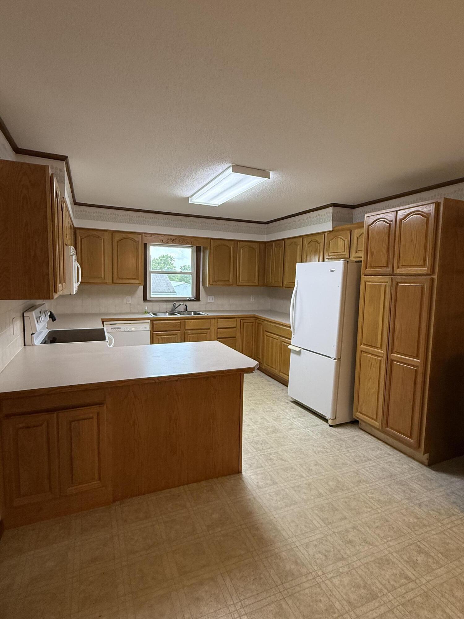 12376 Biram Drive Property Photo 7