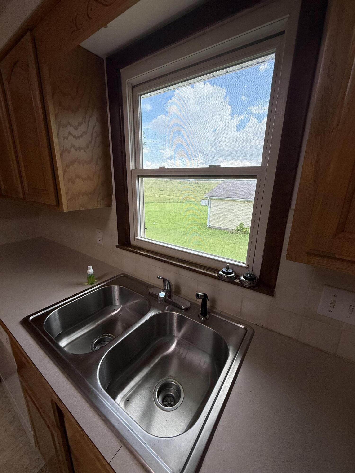12376 Biram Drive Property Photo 9