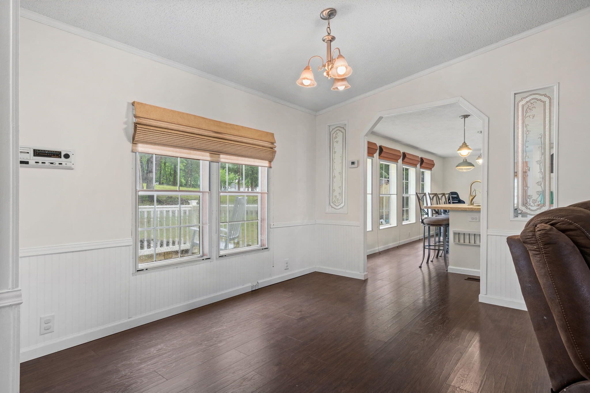 490 Airport Road Property Photo 10