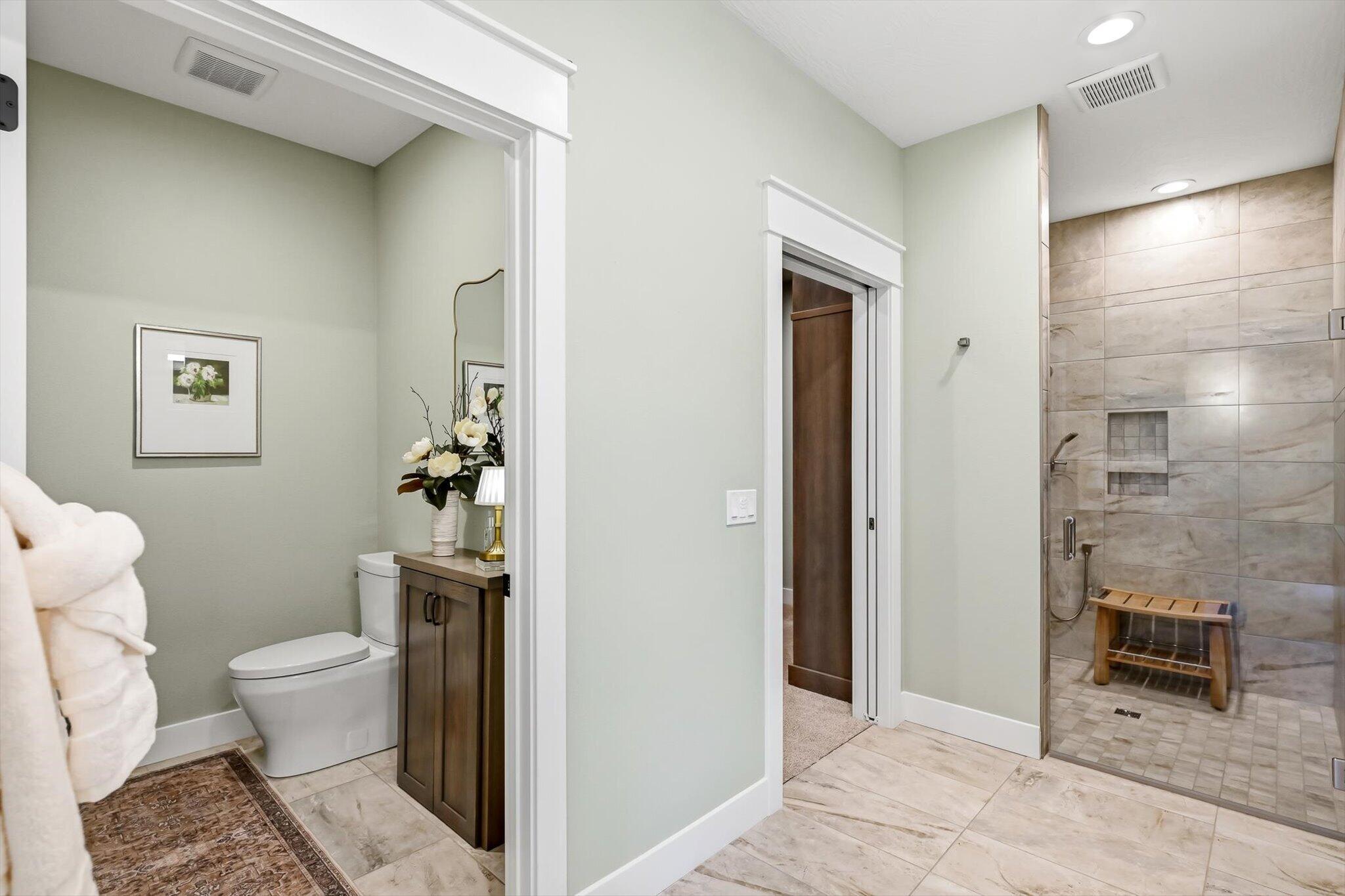 210 Whispery Lane Property Photo 92