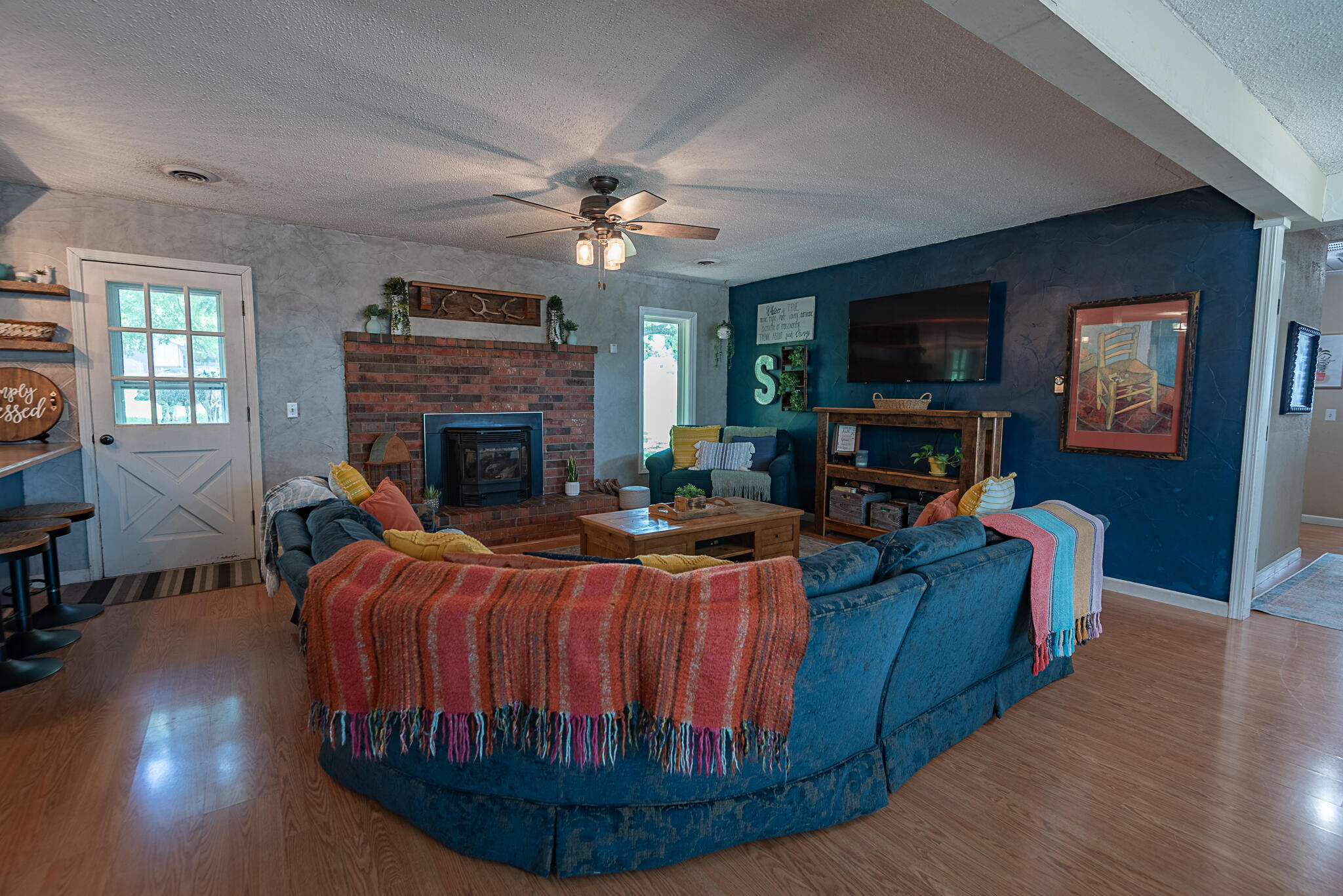 1905 East Webb Road Property Photo 14