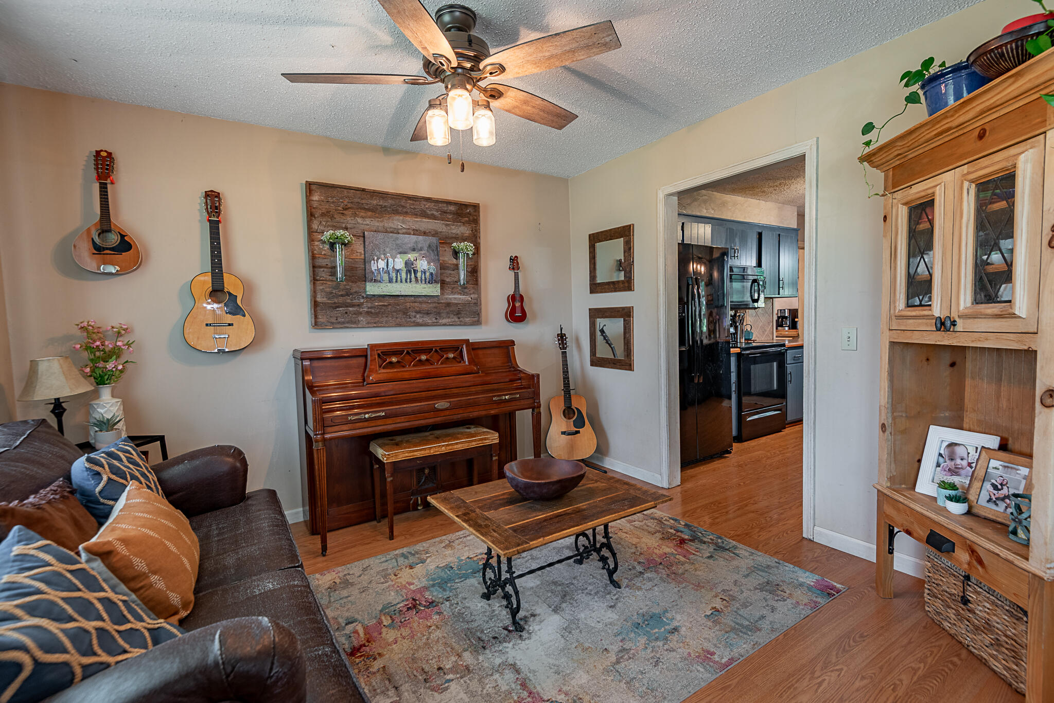 1905 East Webb Road Property Photo 22