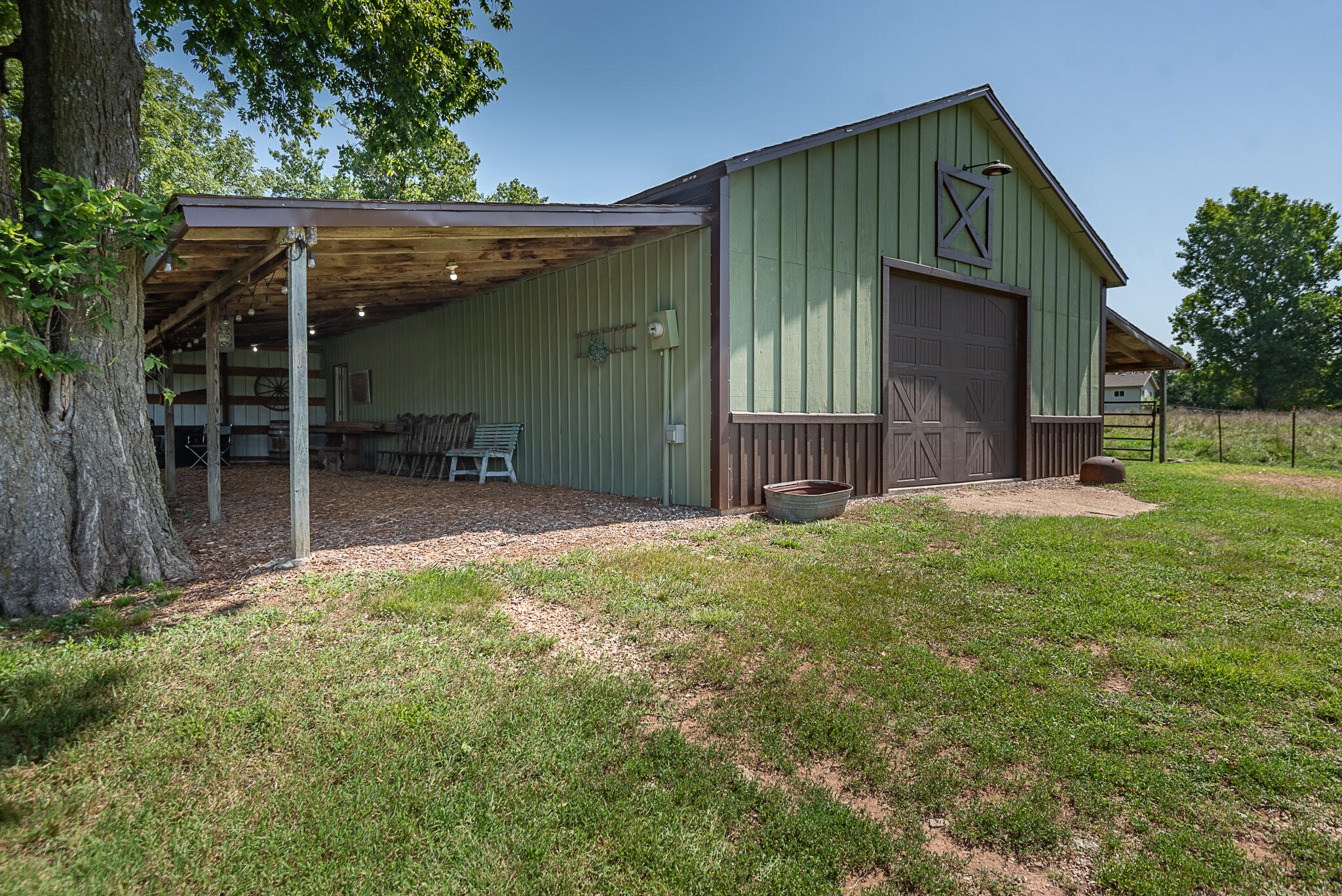 1905 East Webb Road Property Photo 61
