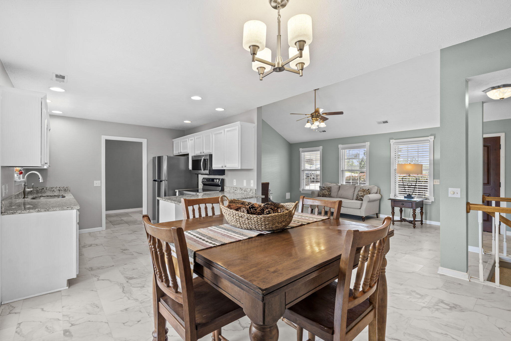 48 Irish Hills Boulevard Property Photo 12