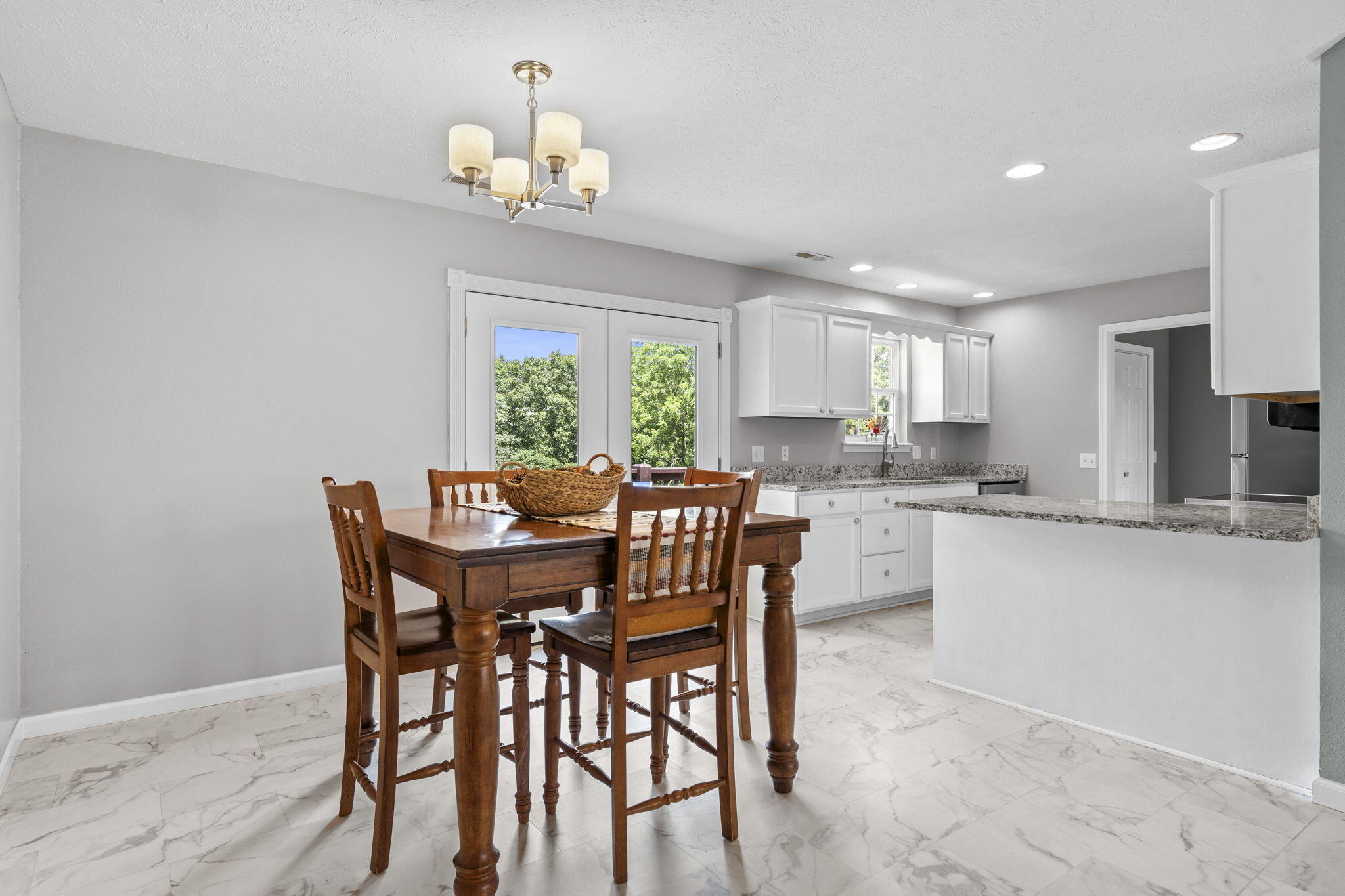 48 Irish Hills Boulevard Property Photo 13
