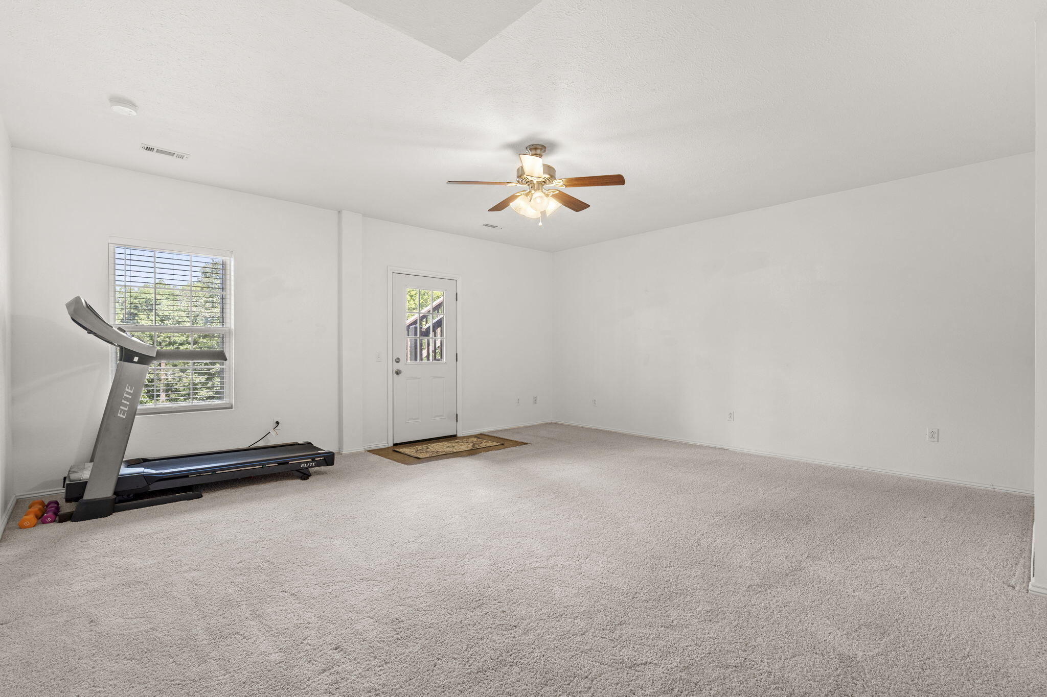 48 Irish Hills Boulevard Property Photo 34