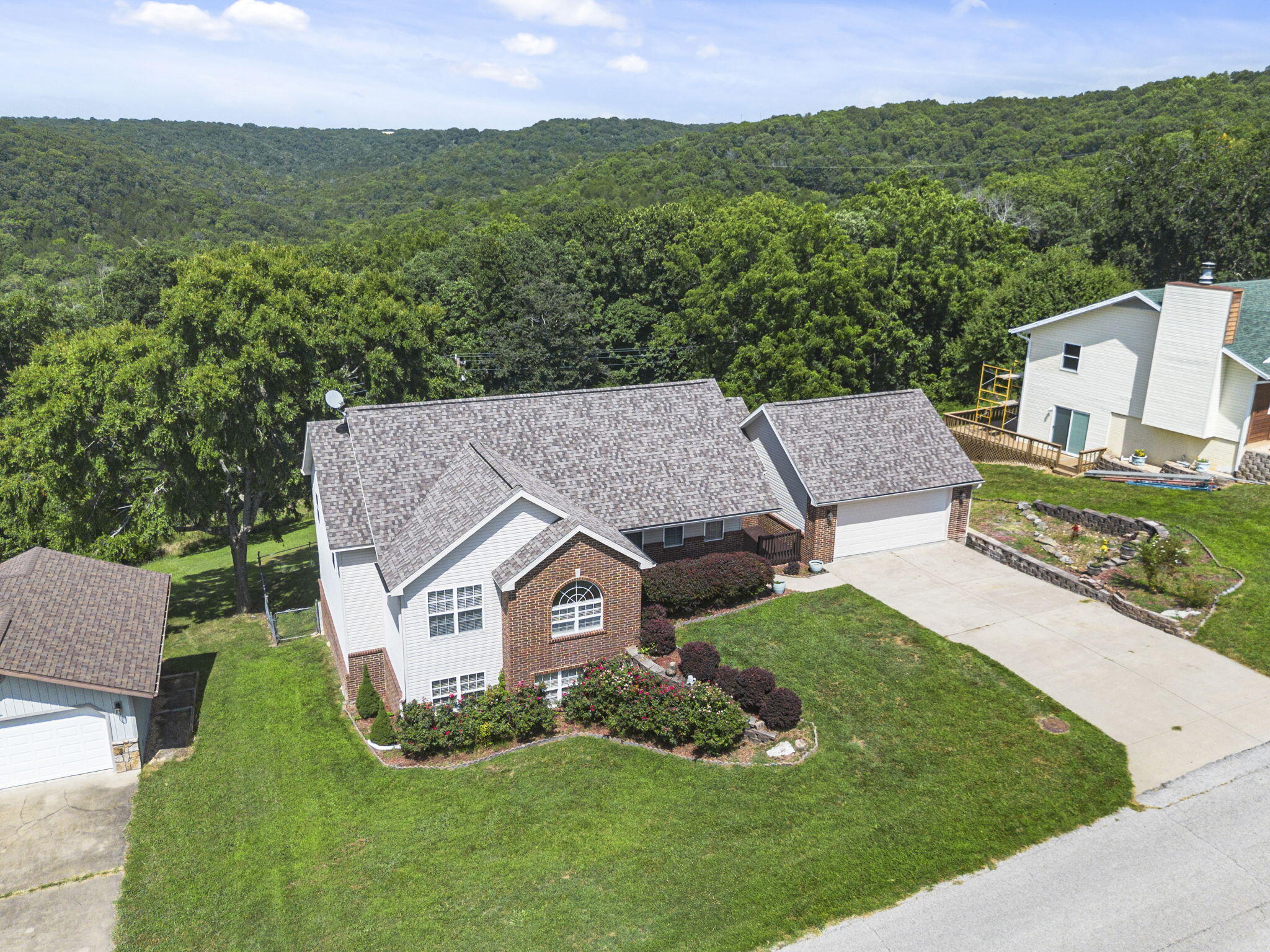 48 Irish Hills Boulevard Property Photo 43