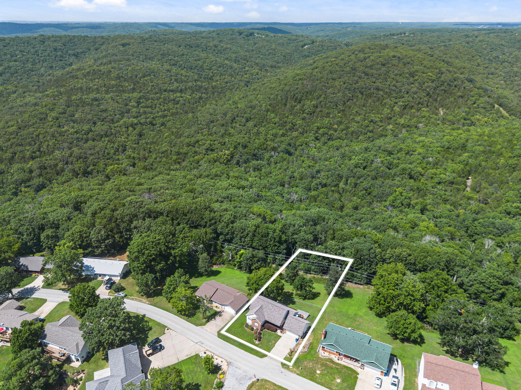 48 Irish Hills Boulevard Property Photo 45