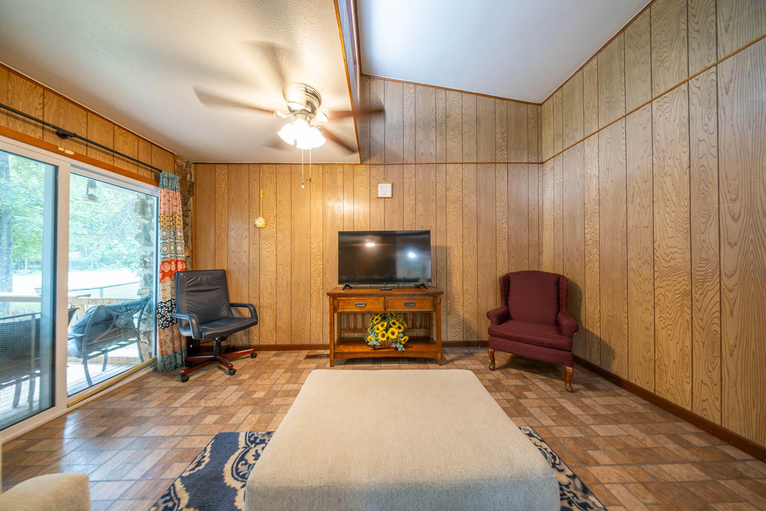 1 Patmos Drive Property Photo 12