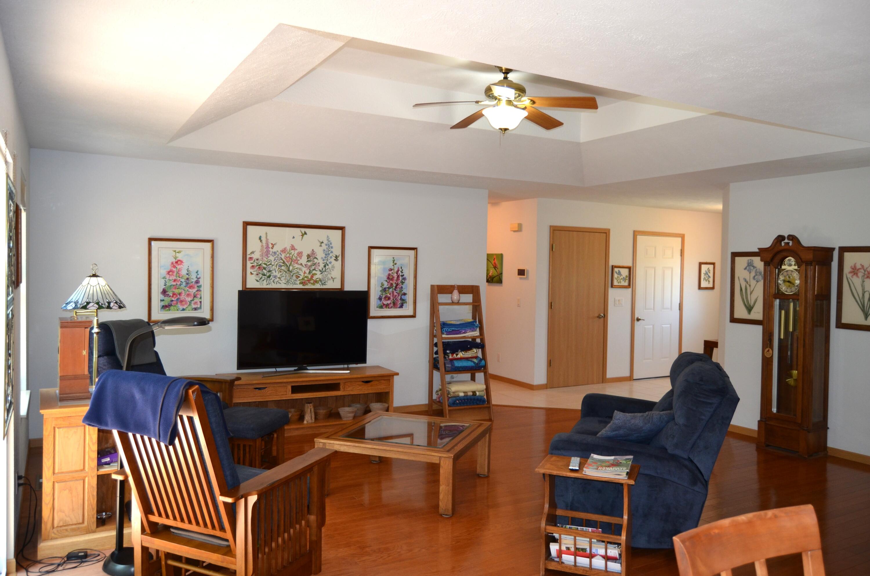160 Micahs Xing Property Photo 3