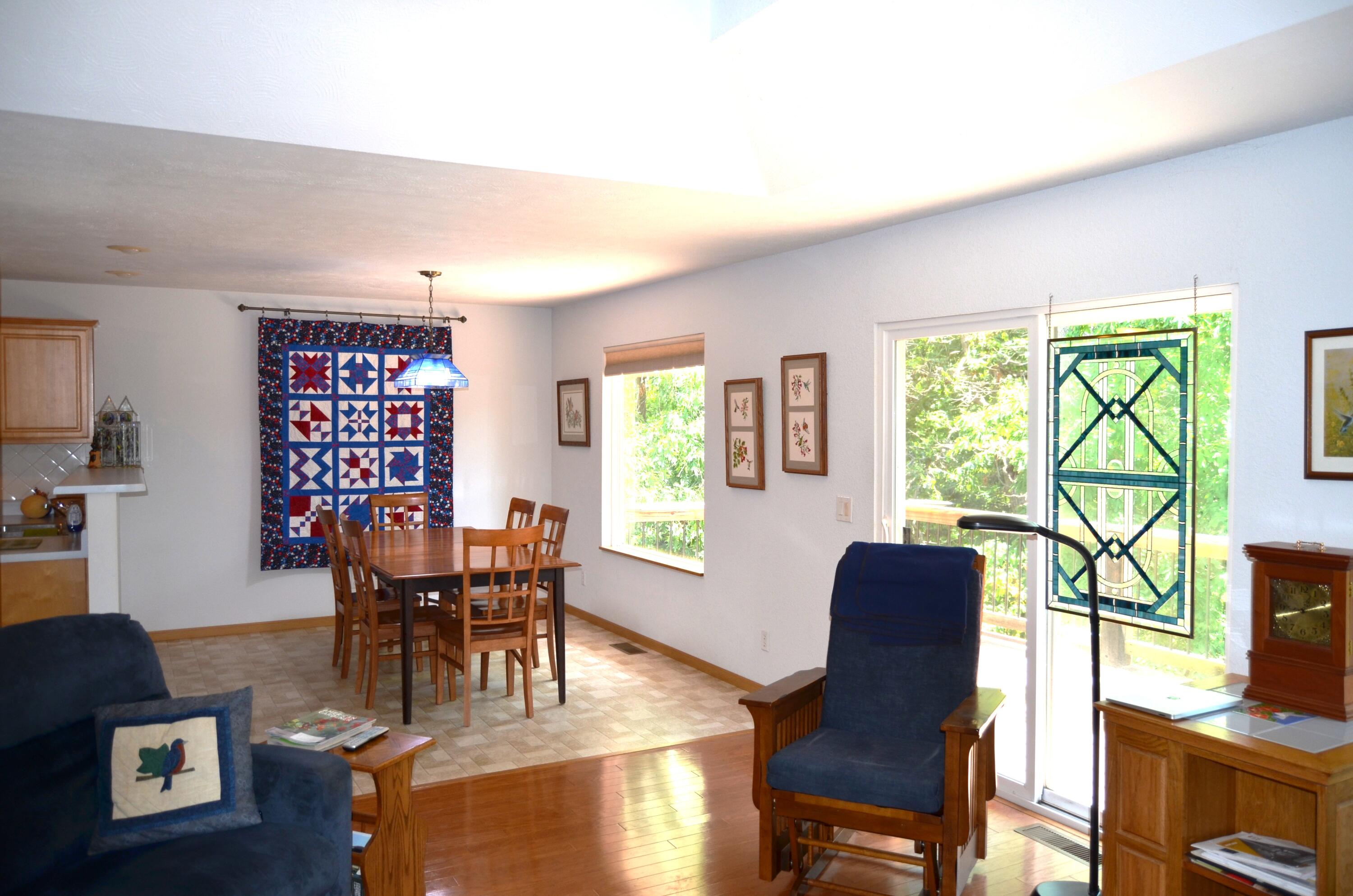 160 Micahs Xing Property Photo 5