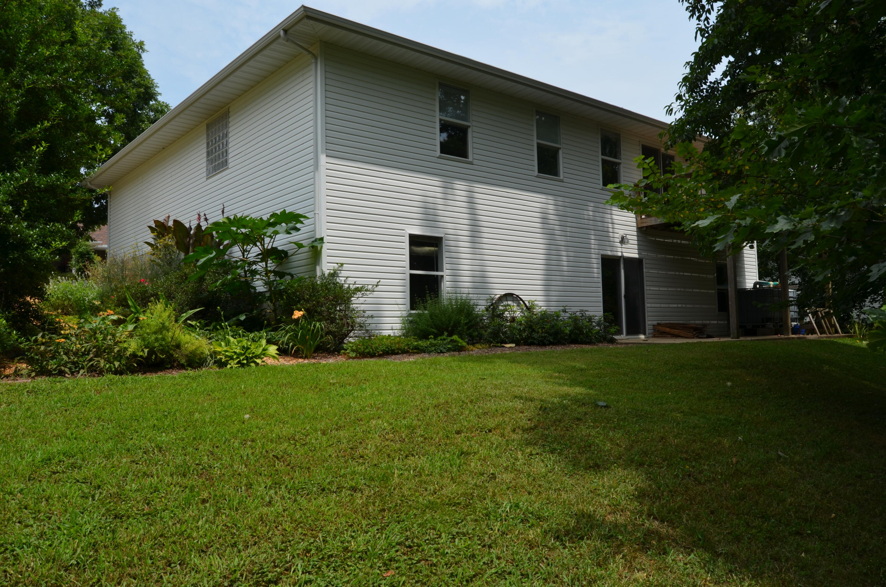 160 Micahs Xing Property Photo 29