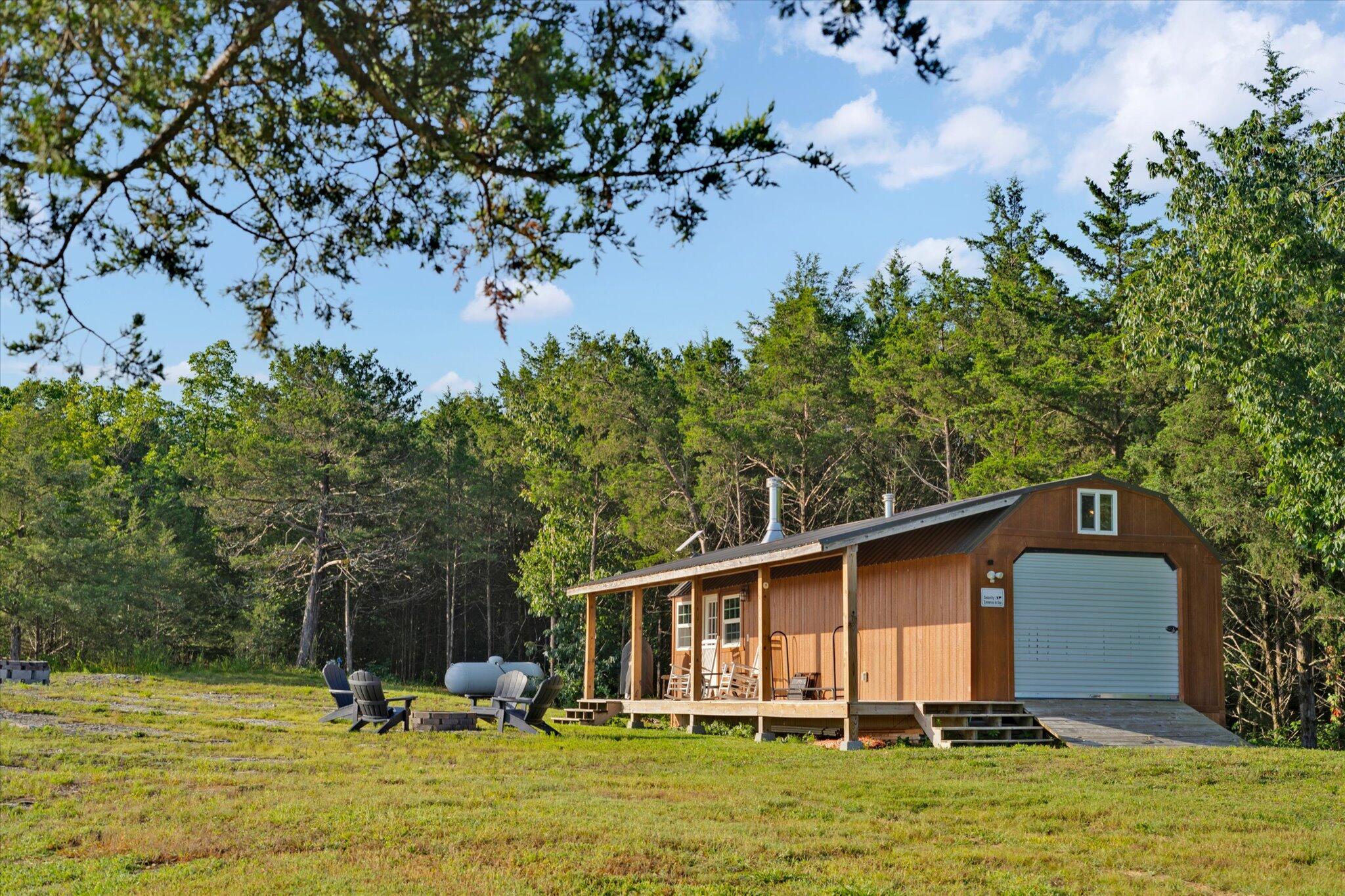 1094 Camp Clark Hill Property Photo 5
