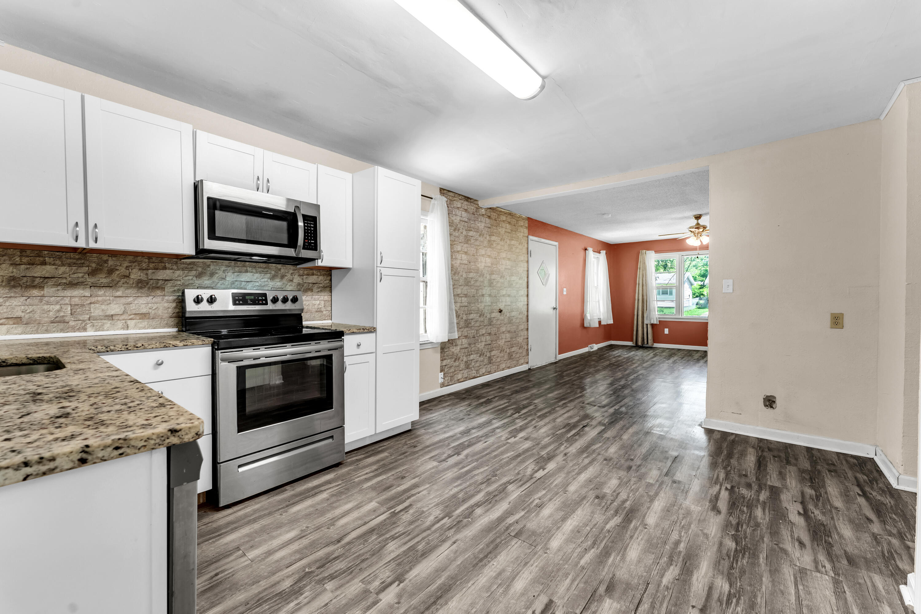 1714 West Scott Street Property Photo 20
