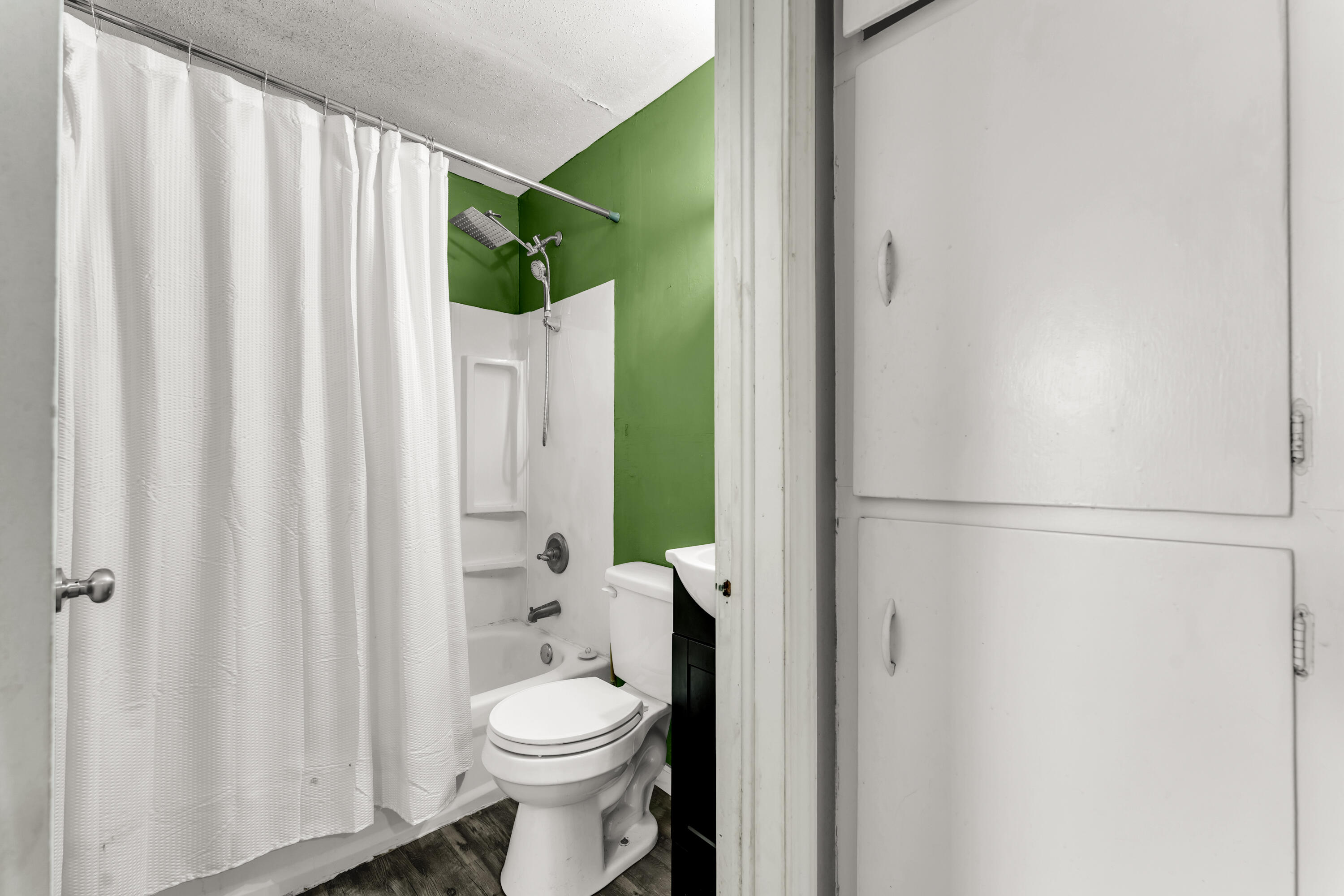1714 West Scott Street Property Photo 28
